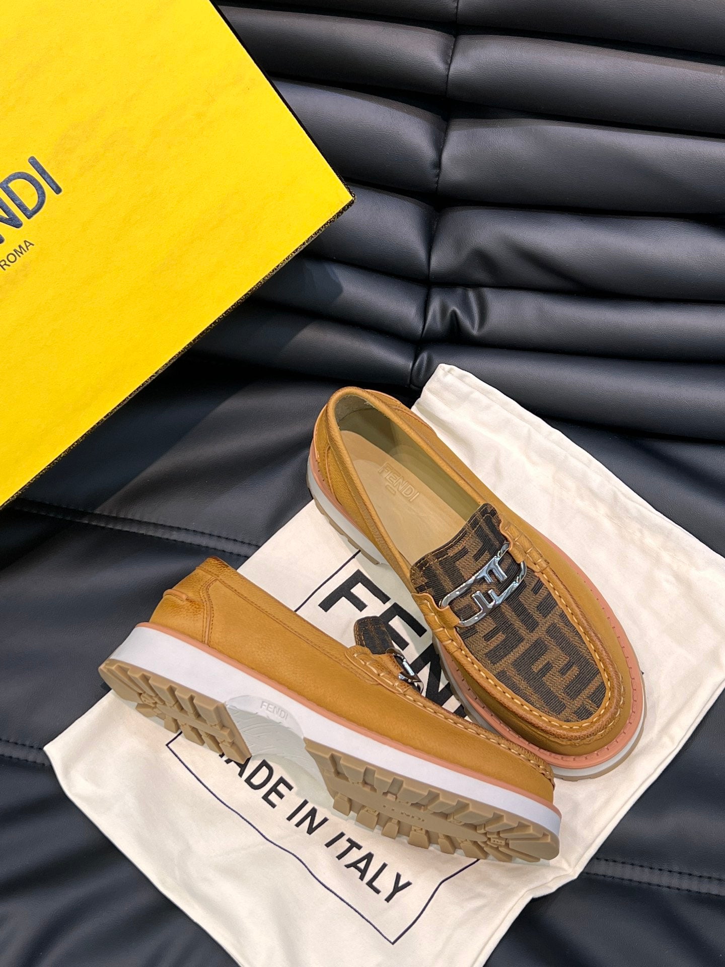 Luxury Shoes - FED - 088