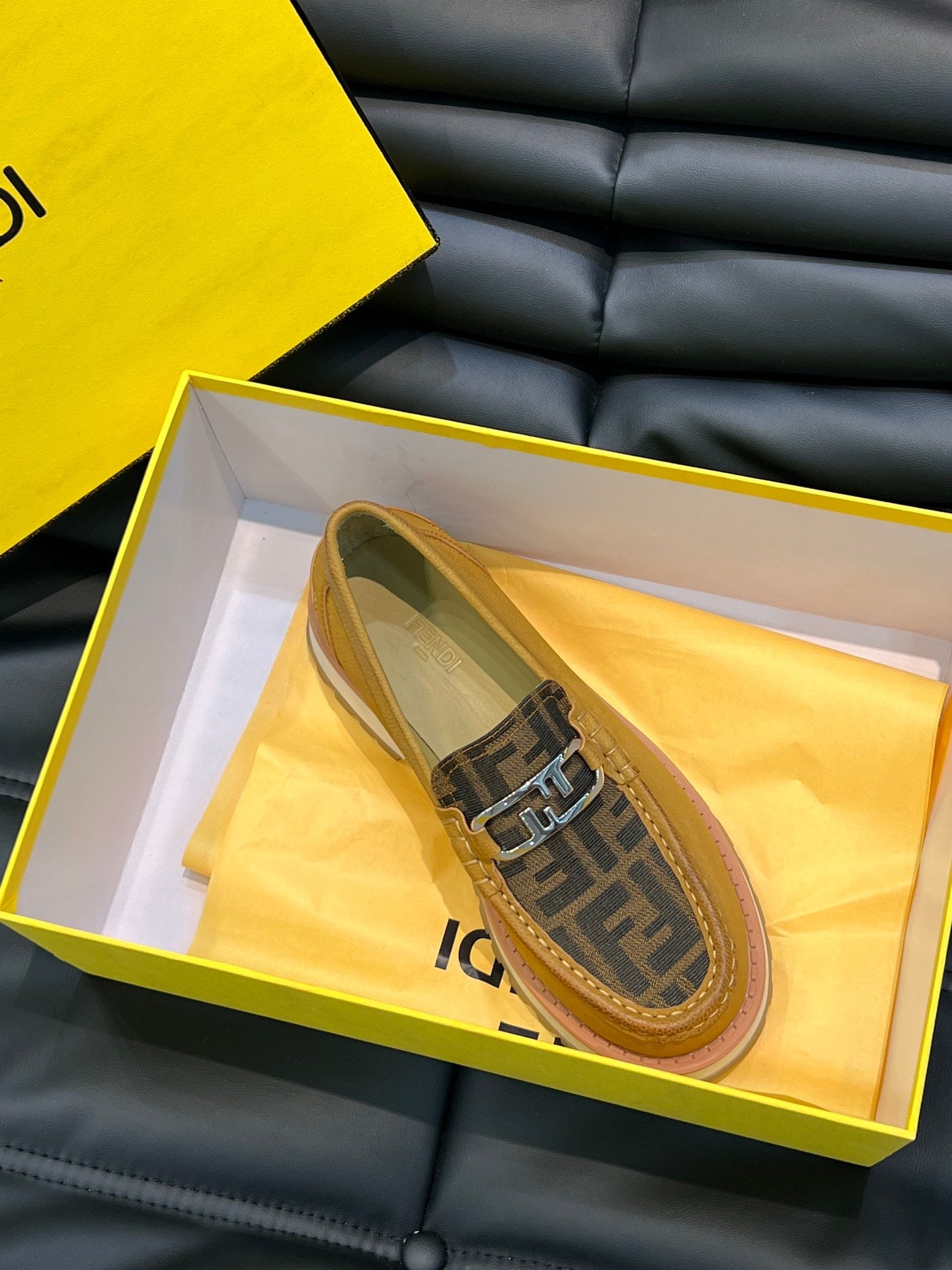 Luxury Shoes - FED - 088