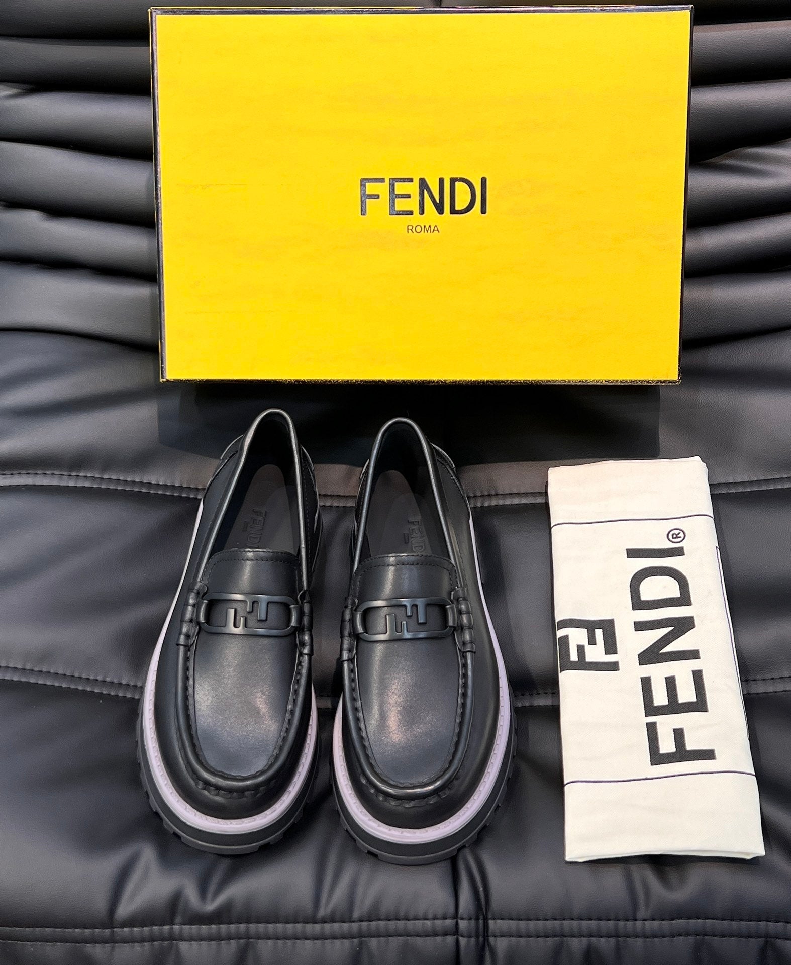 Luxury Shoes - FED - 095