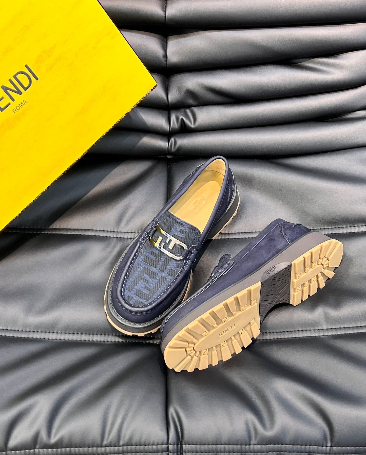 Luxury Shoes - FED - 096