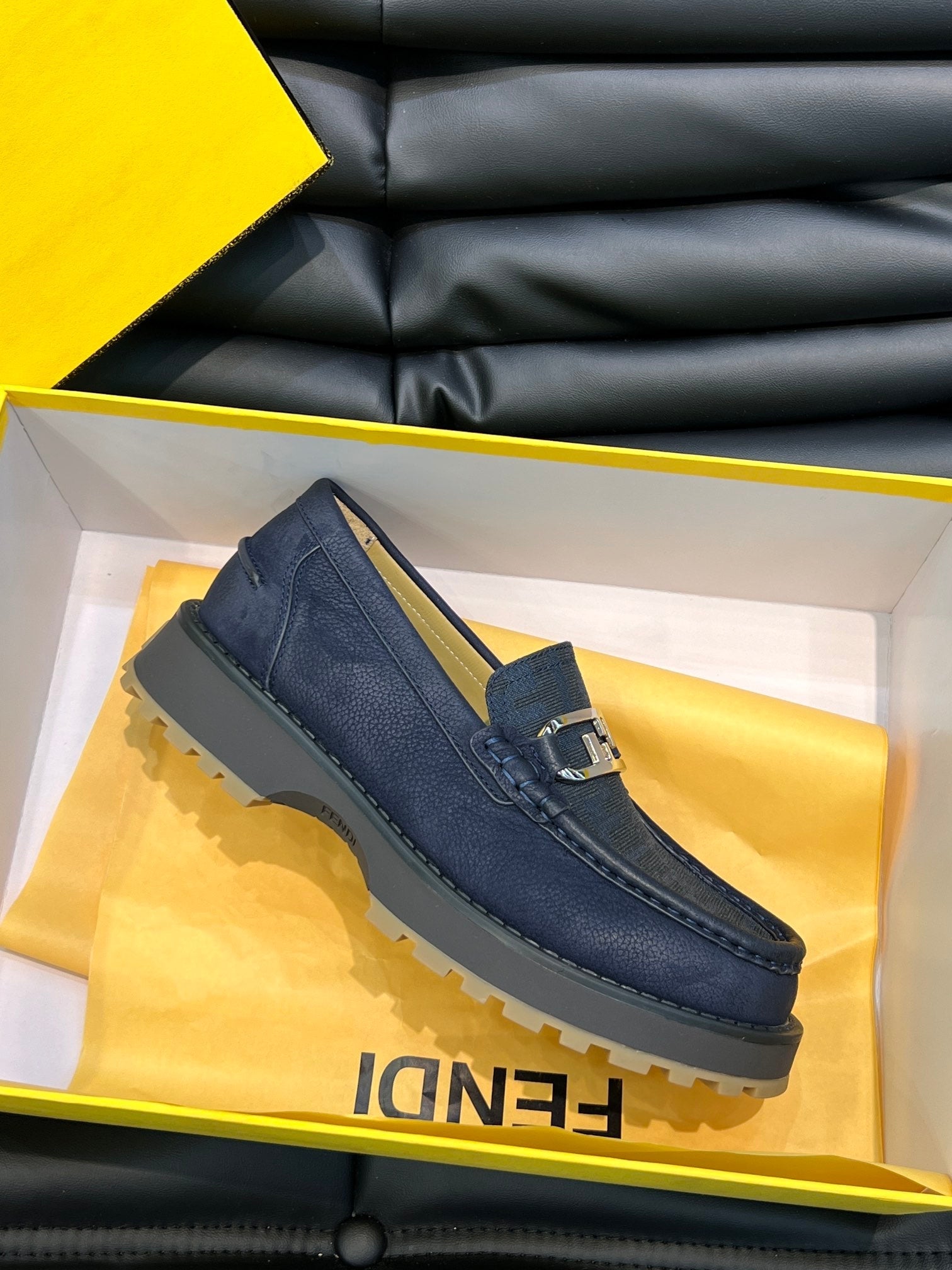 Luxury Shoes - FED - 096