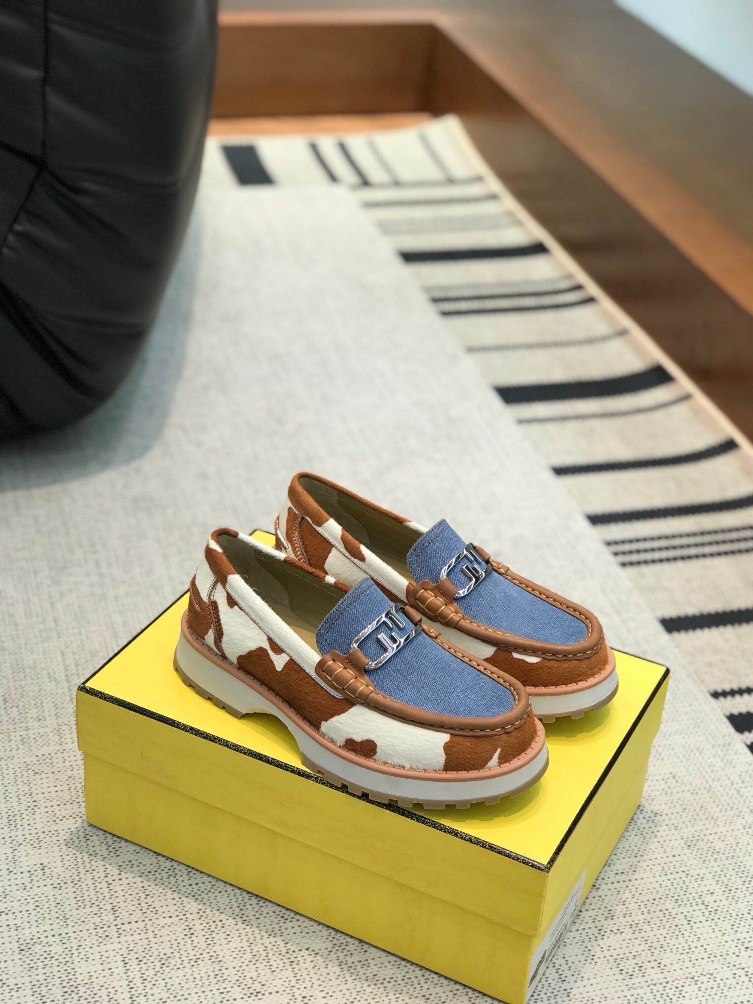 Luxury Shoes - FED - 091