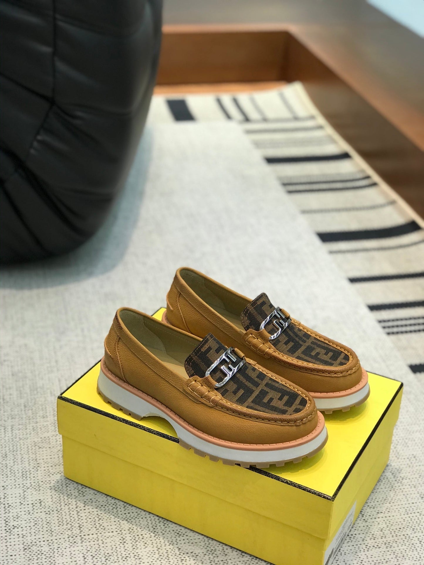 Luxury Shoes - FED - 088