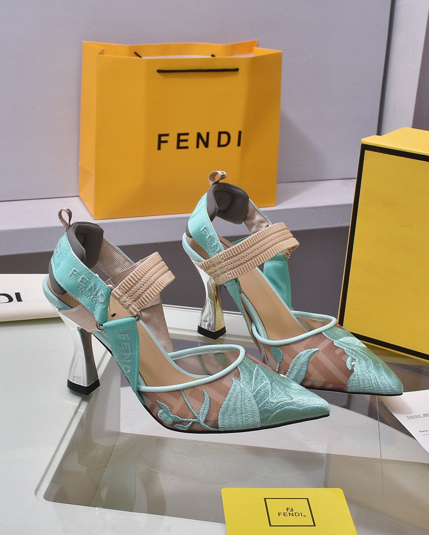 Luxury Shoes - FED - 100