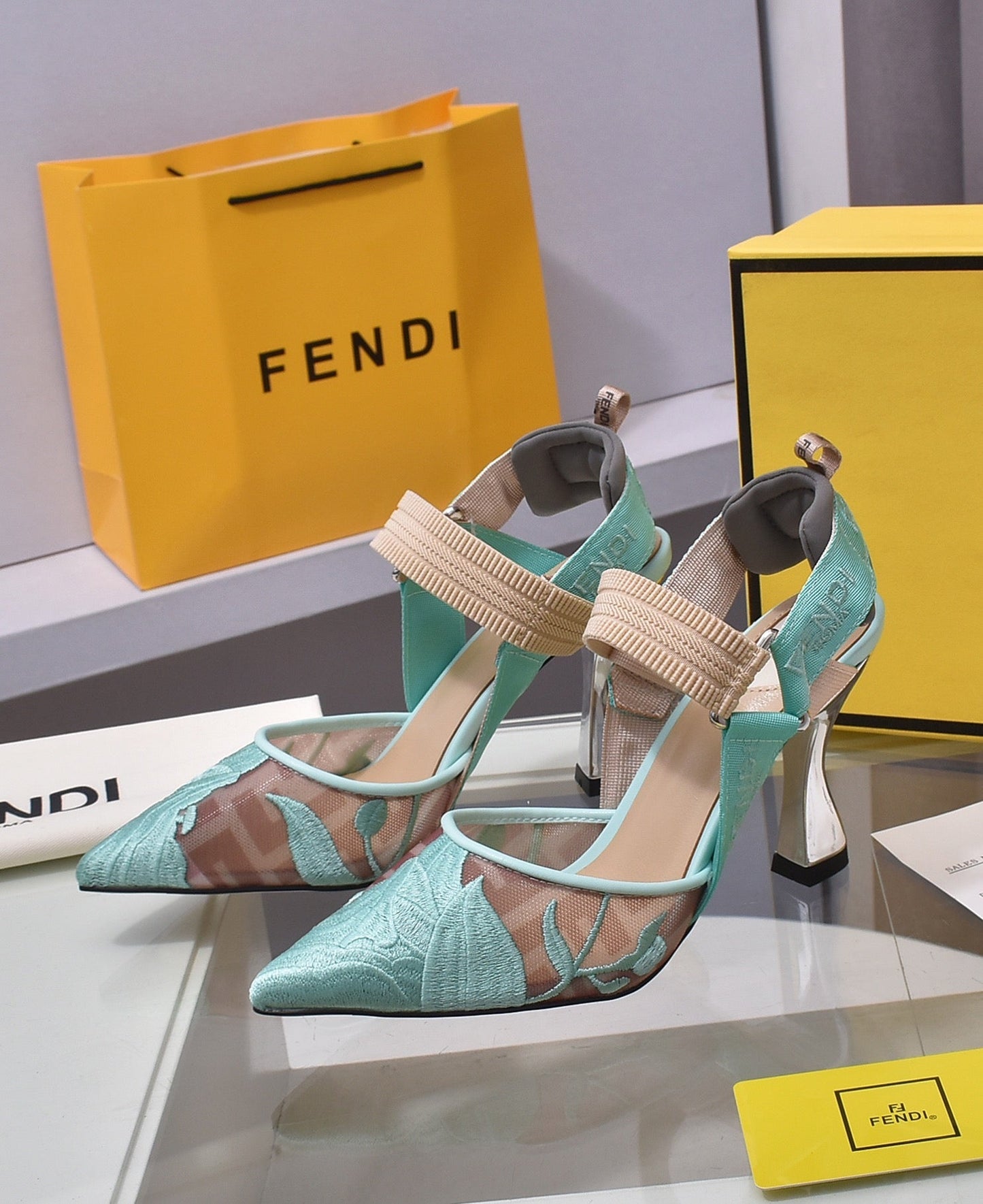 Luxury Shoes - FED - 100