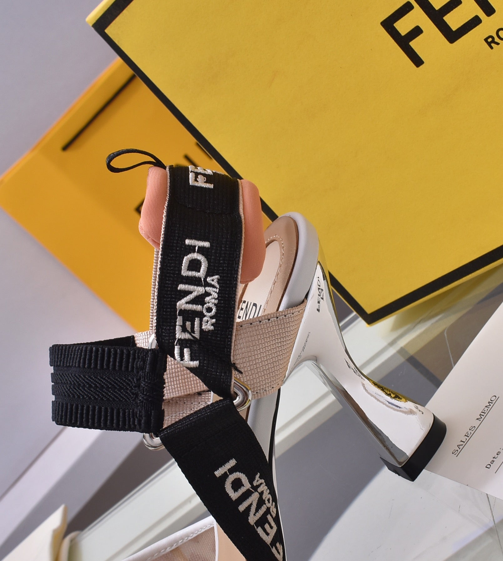 Luxury Shoes - FED - 101