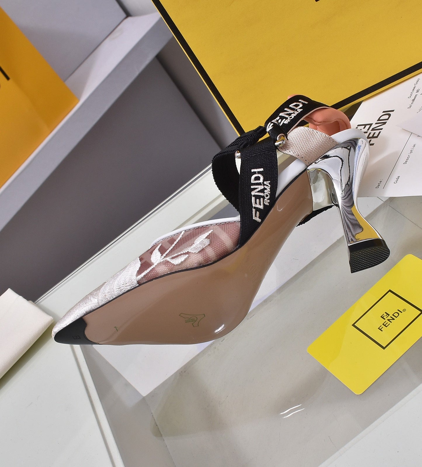 Luxury Shoes - FED - 101