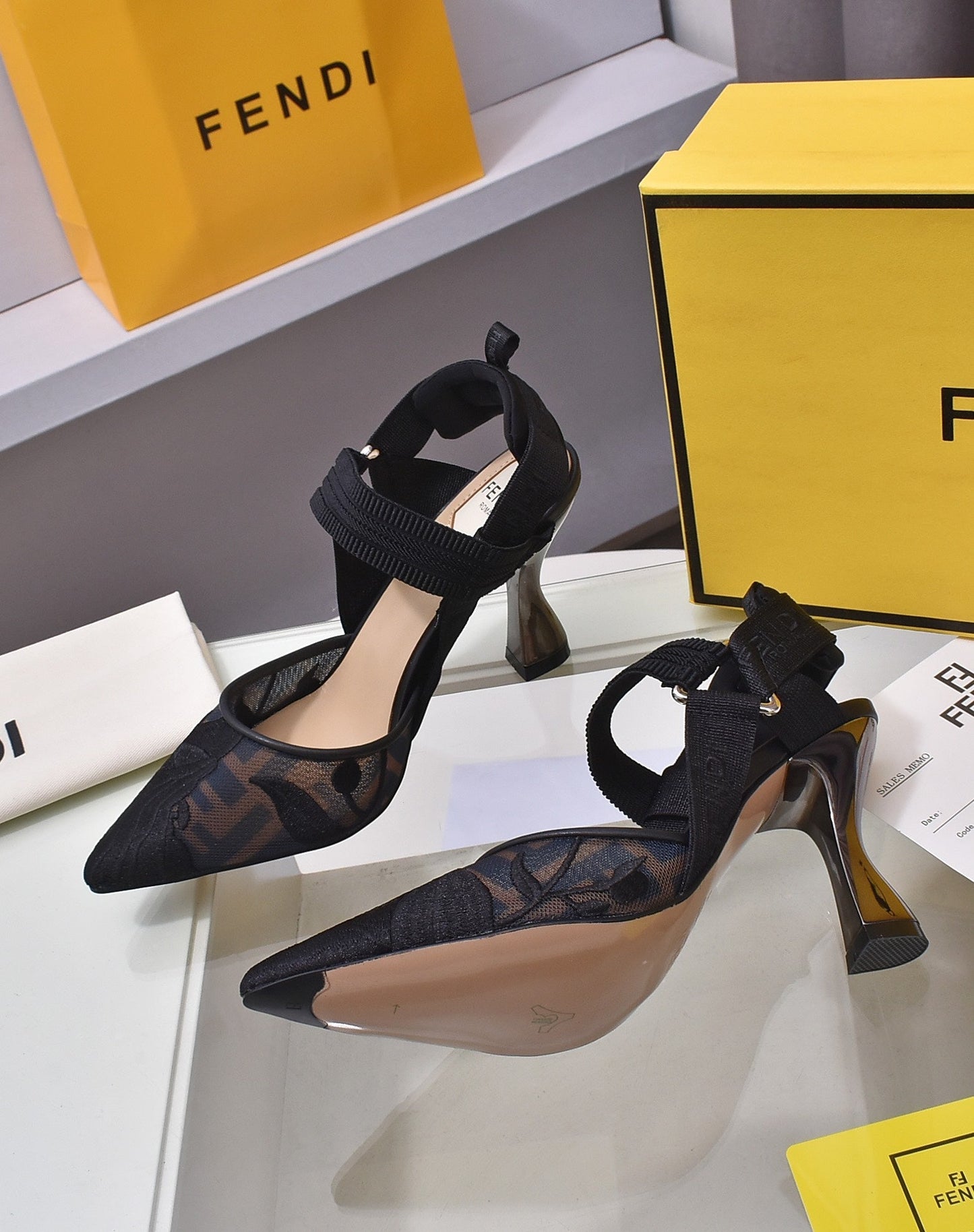 Luxury Shoes - FED - 102