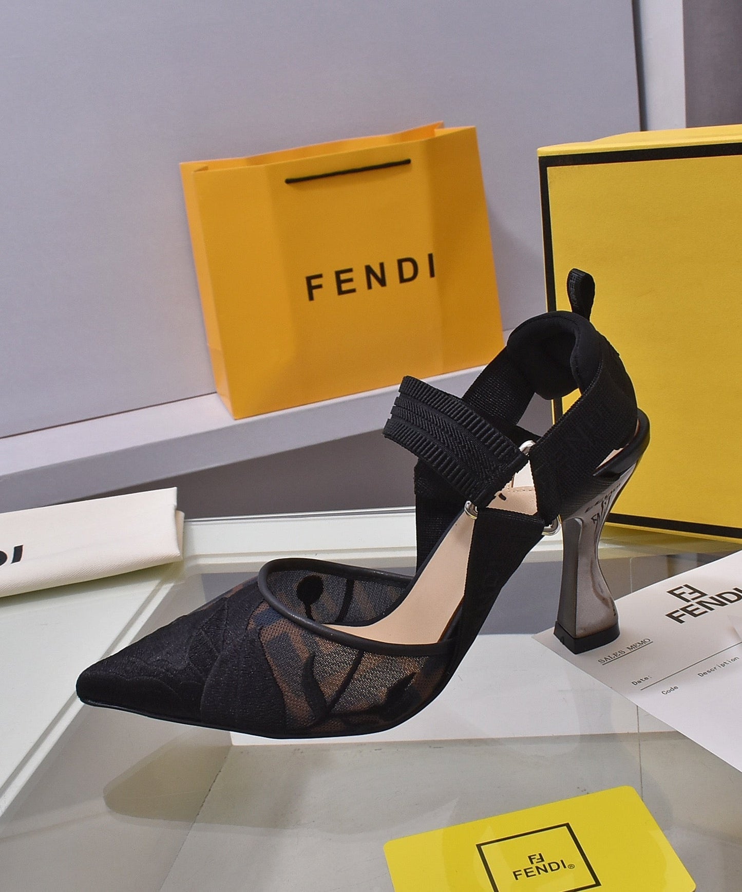 Luxury Shoes - FED - 102