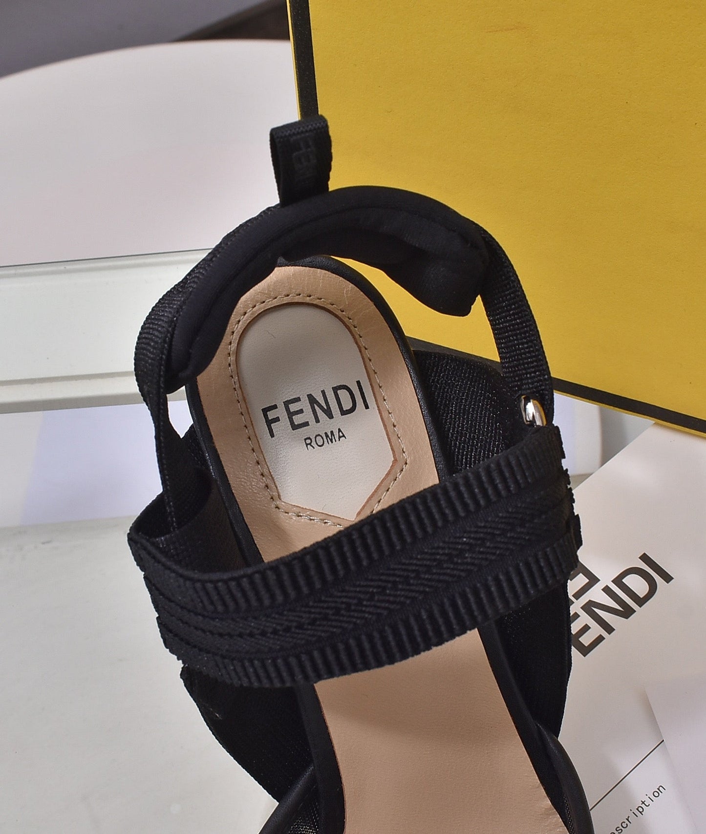 Luxury Shoes - FED - 102