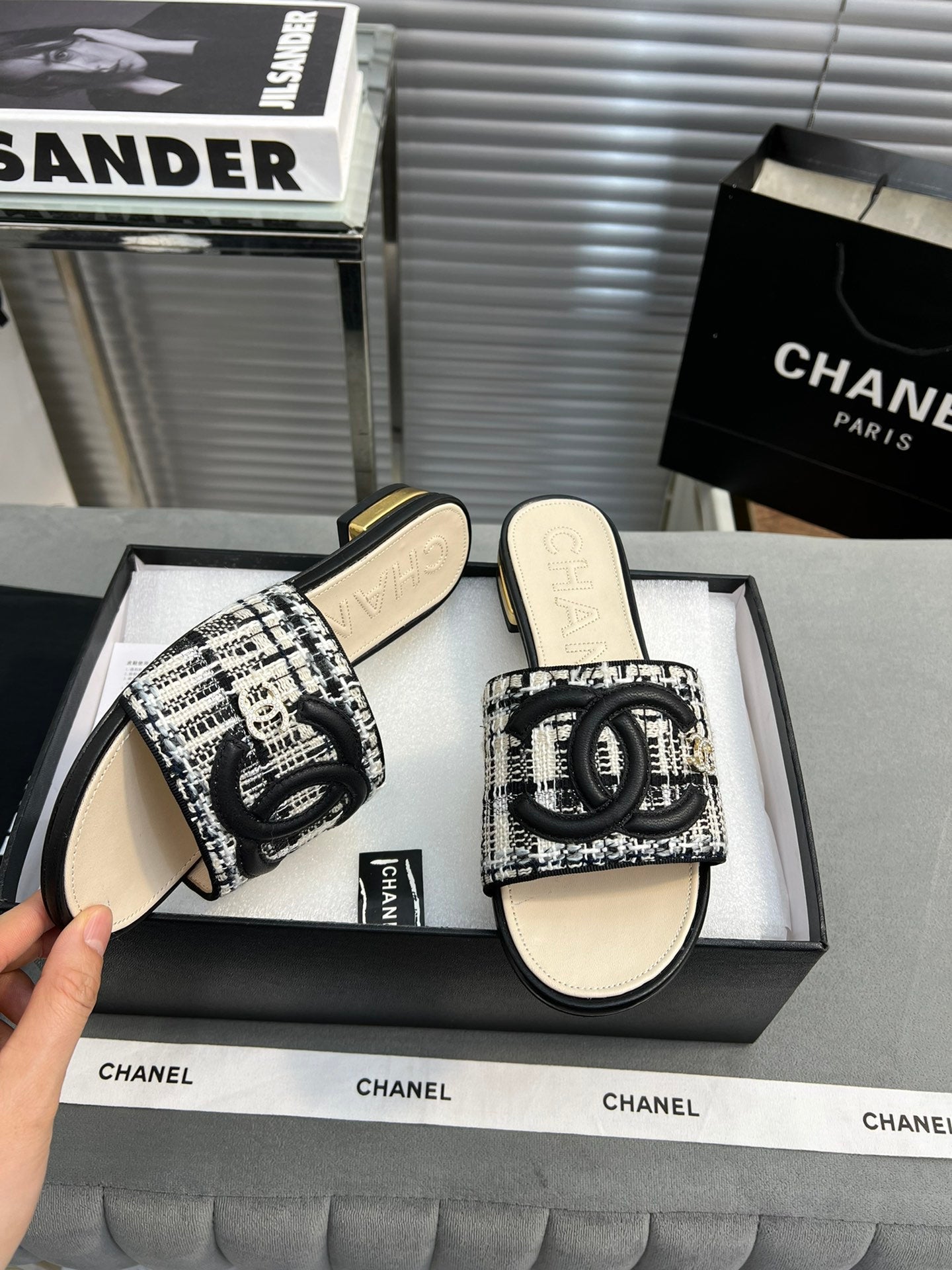 Luxury Shoes Sandals - CHL - 343