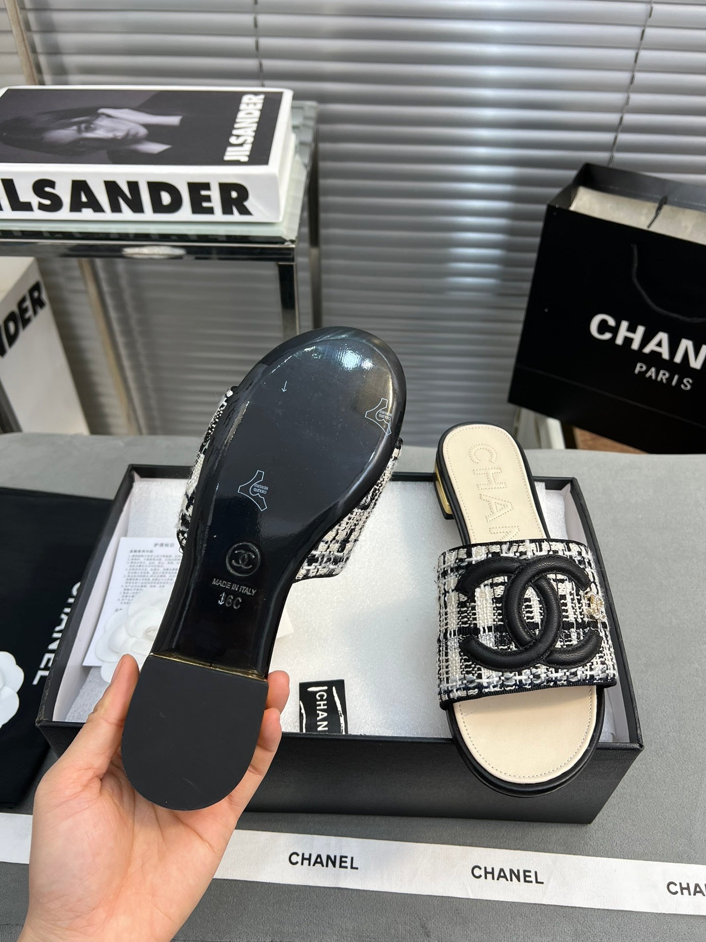 Luxury Shoes Sandals - CHL - 343