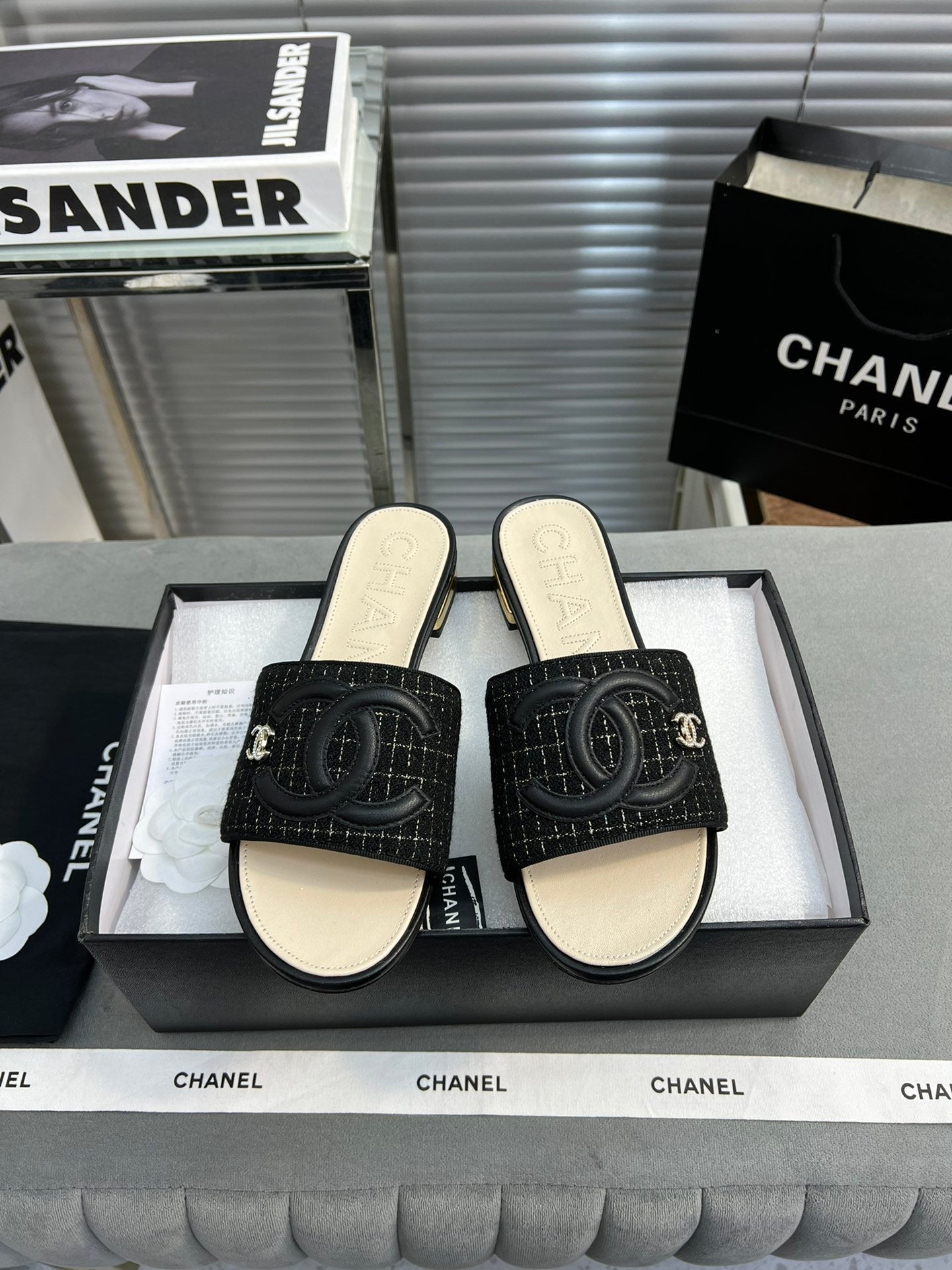 Luxury Shoes Sandals - CHL - 342