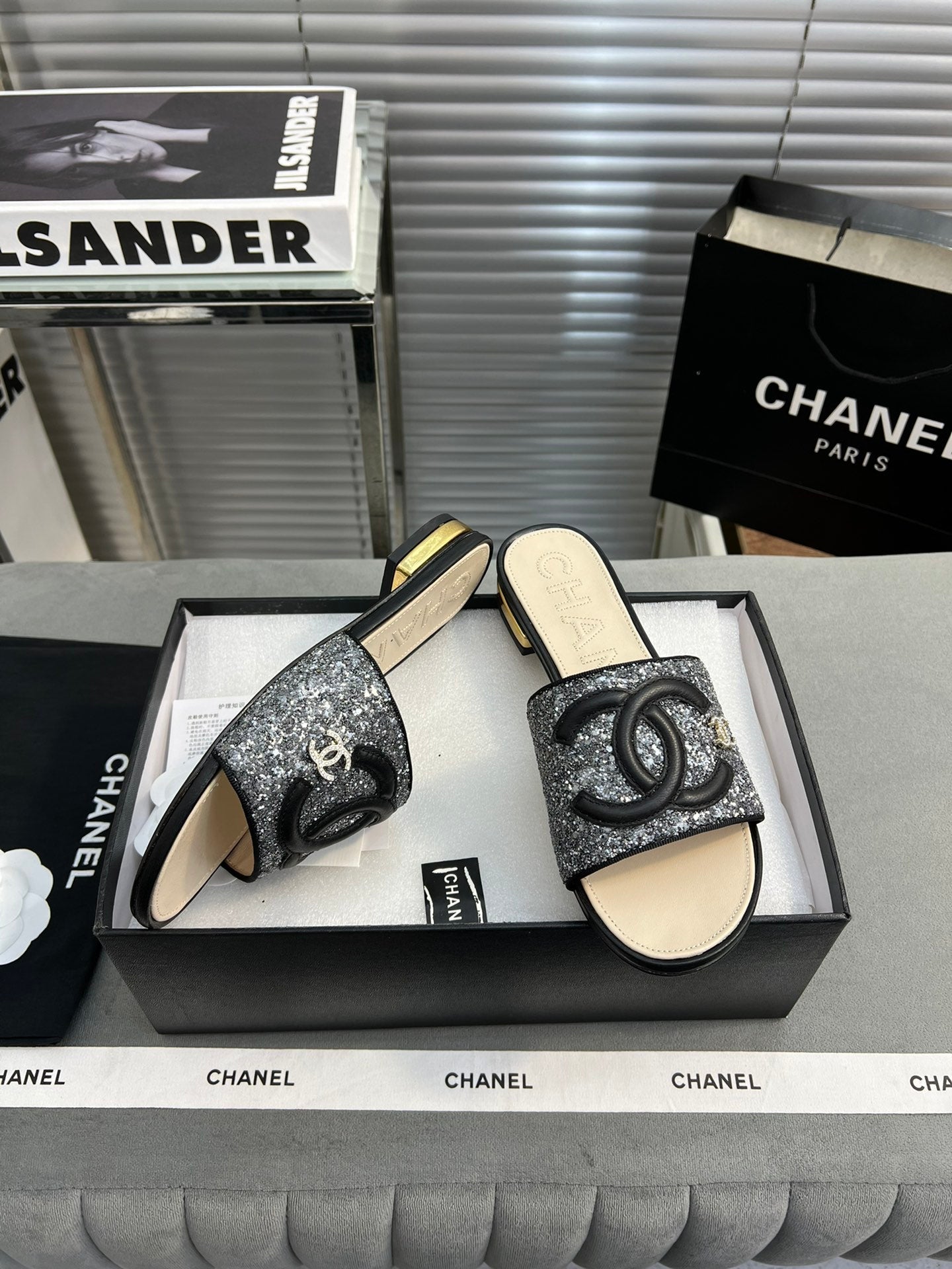Luxury Shoes Sandals - CHL - 340