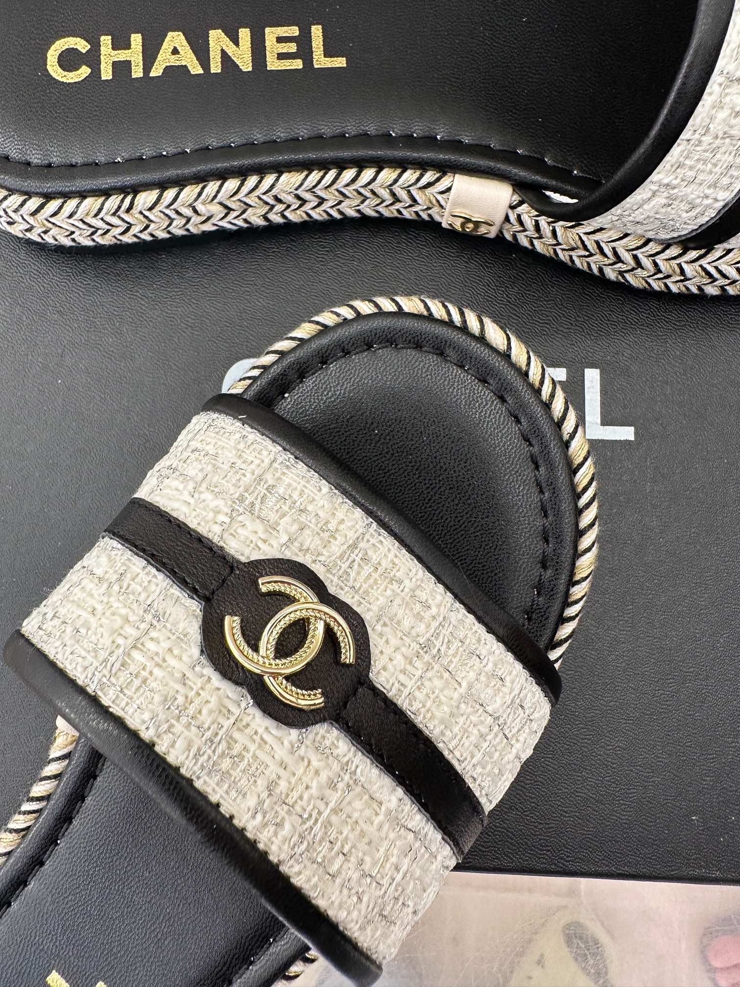 Luxury Shoes Sandals - CHL - 395