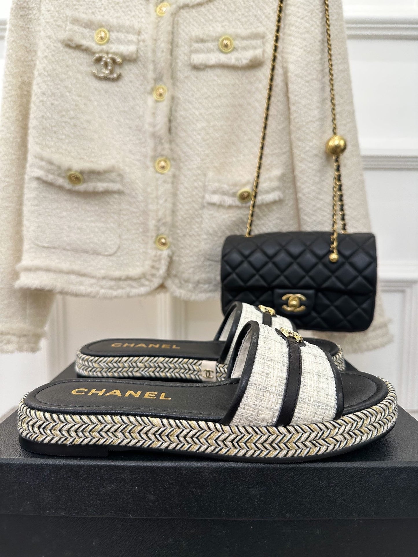 Luxury Shoes Sandals - CHL - 395