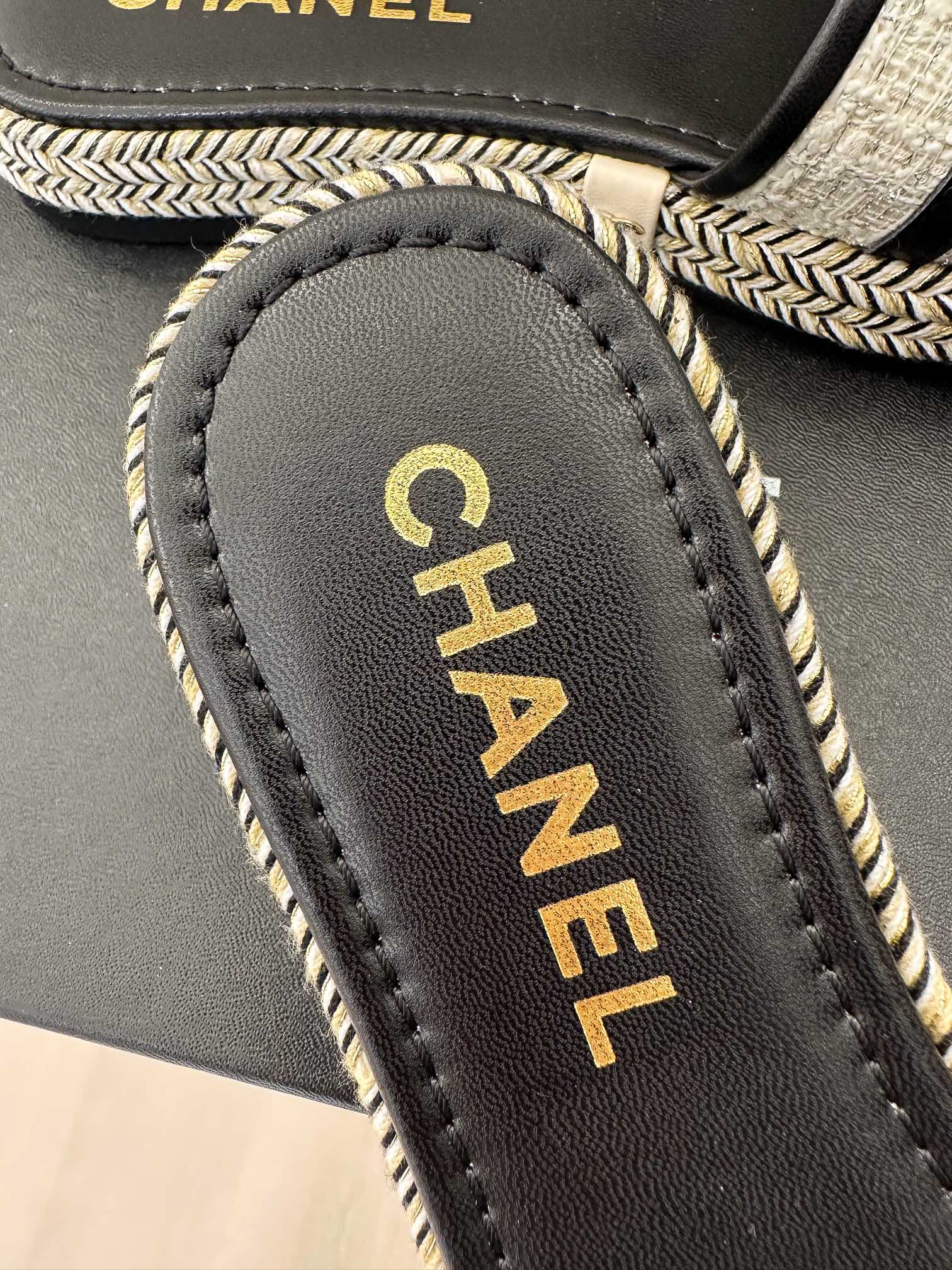 Luxury Shoes Sandals - CHL - 395