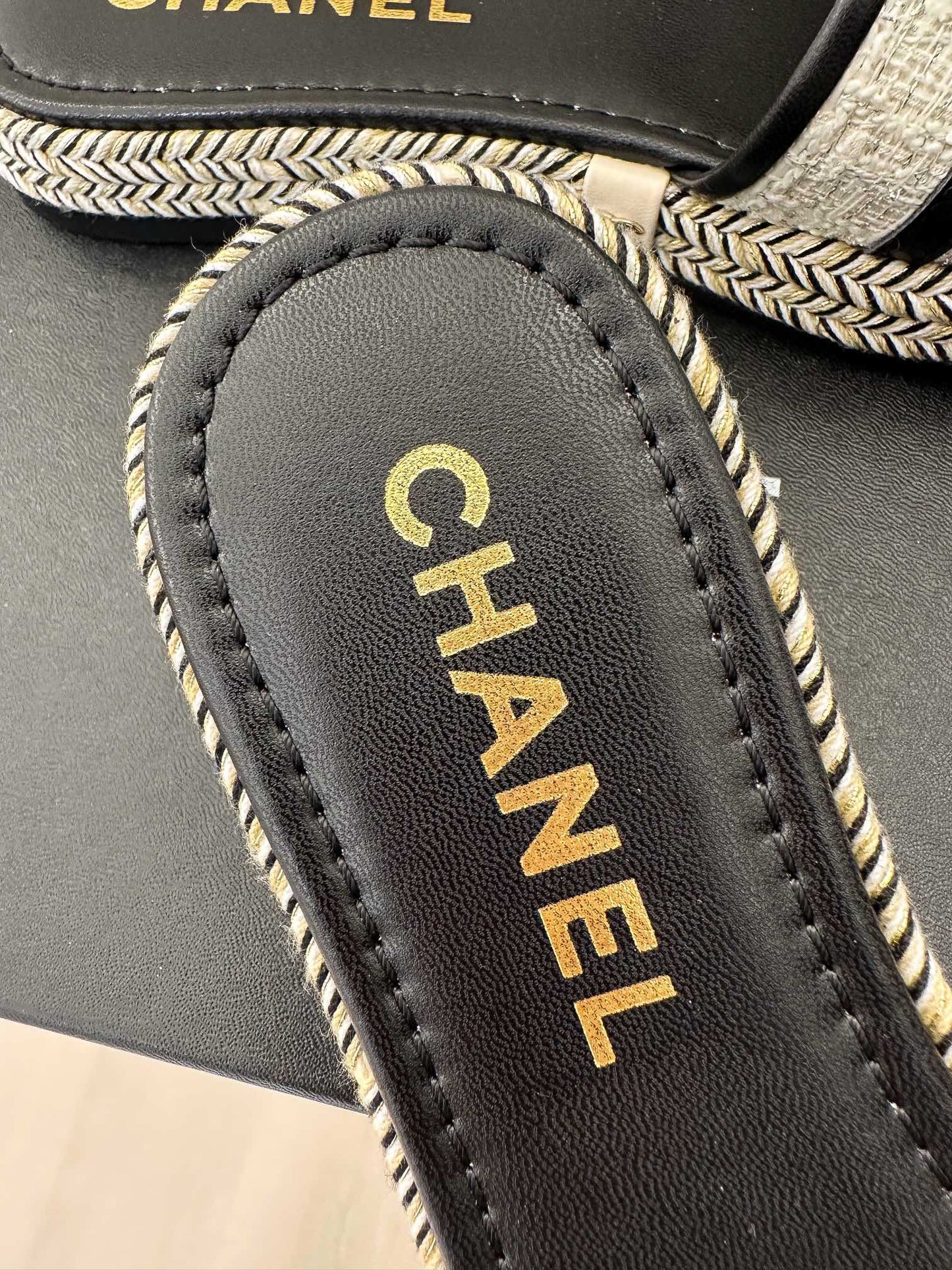 Luxury Shoes Sandals - CHL - 395