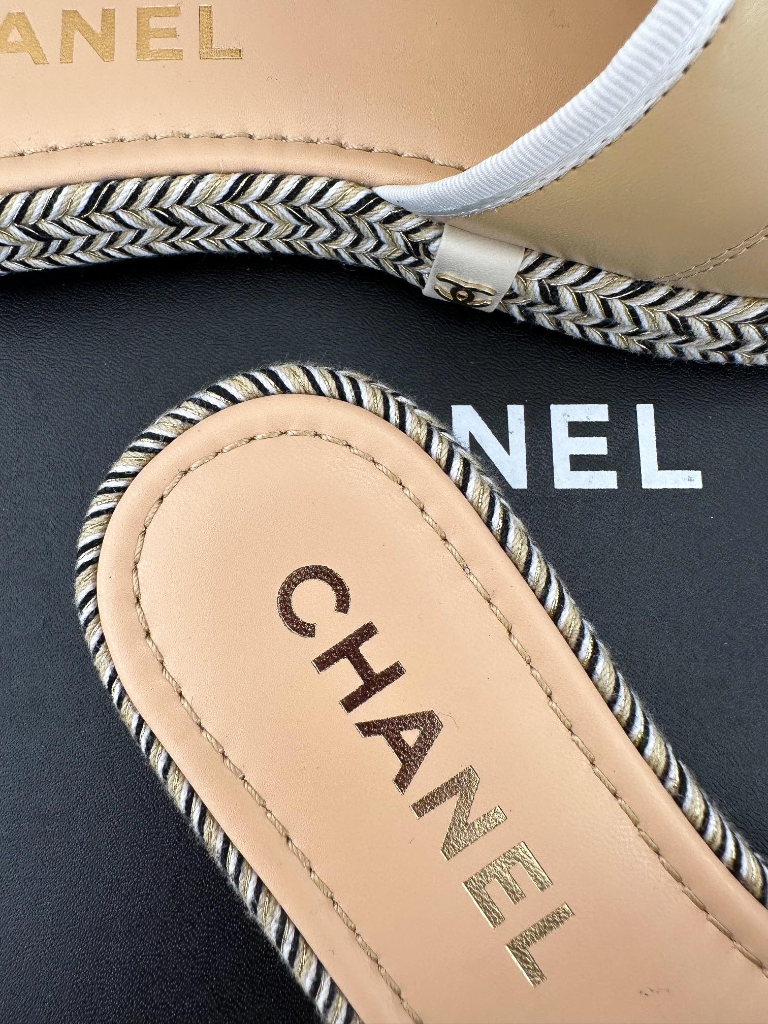 Luxury Shoes Sandals - CHL - 331