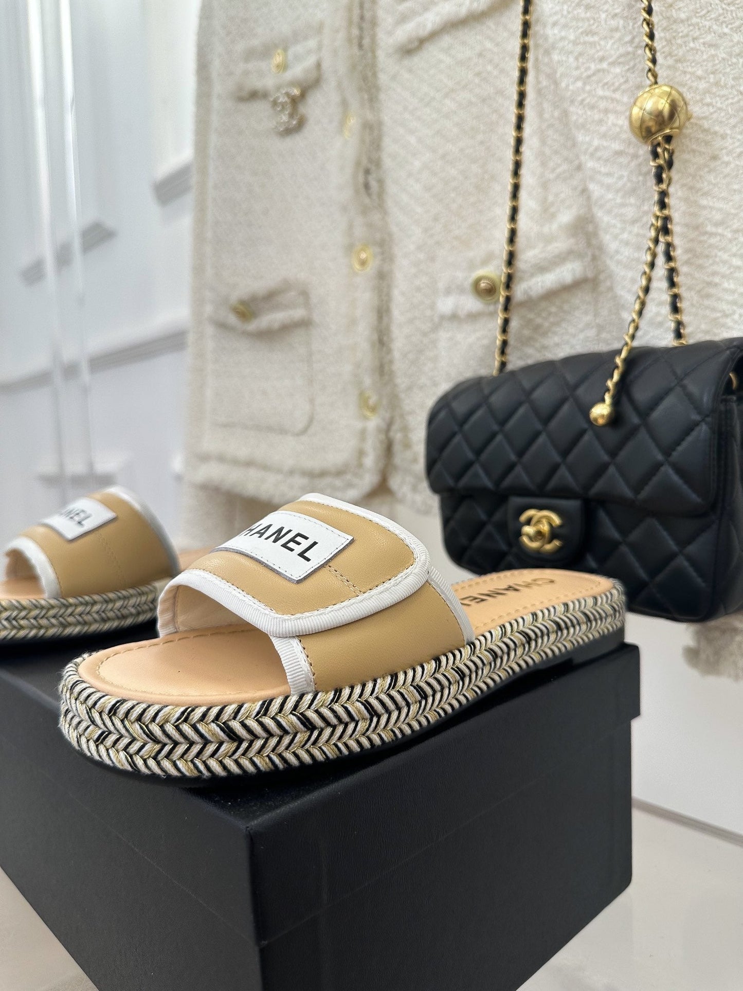 Luxury Shoes Sandals - CHL - 331