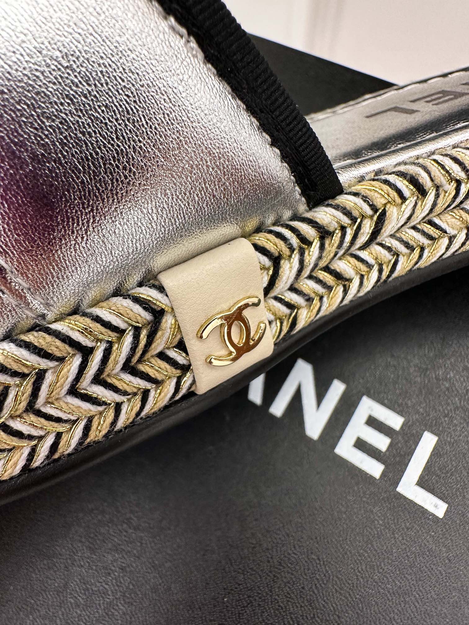 Luxury Shoes Sandals - CHL - 333