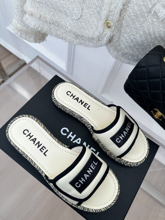 Luxury Shoes Sandals - CHL - 334