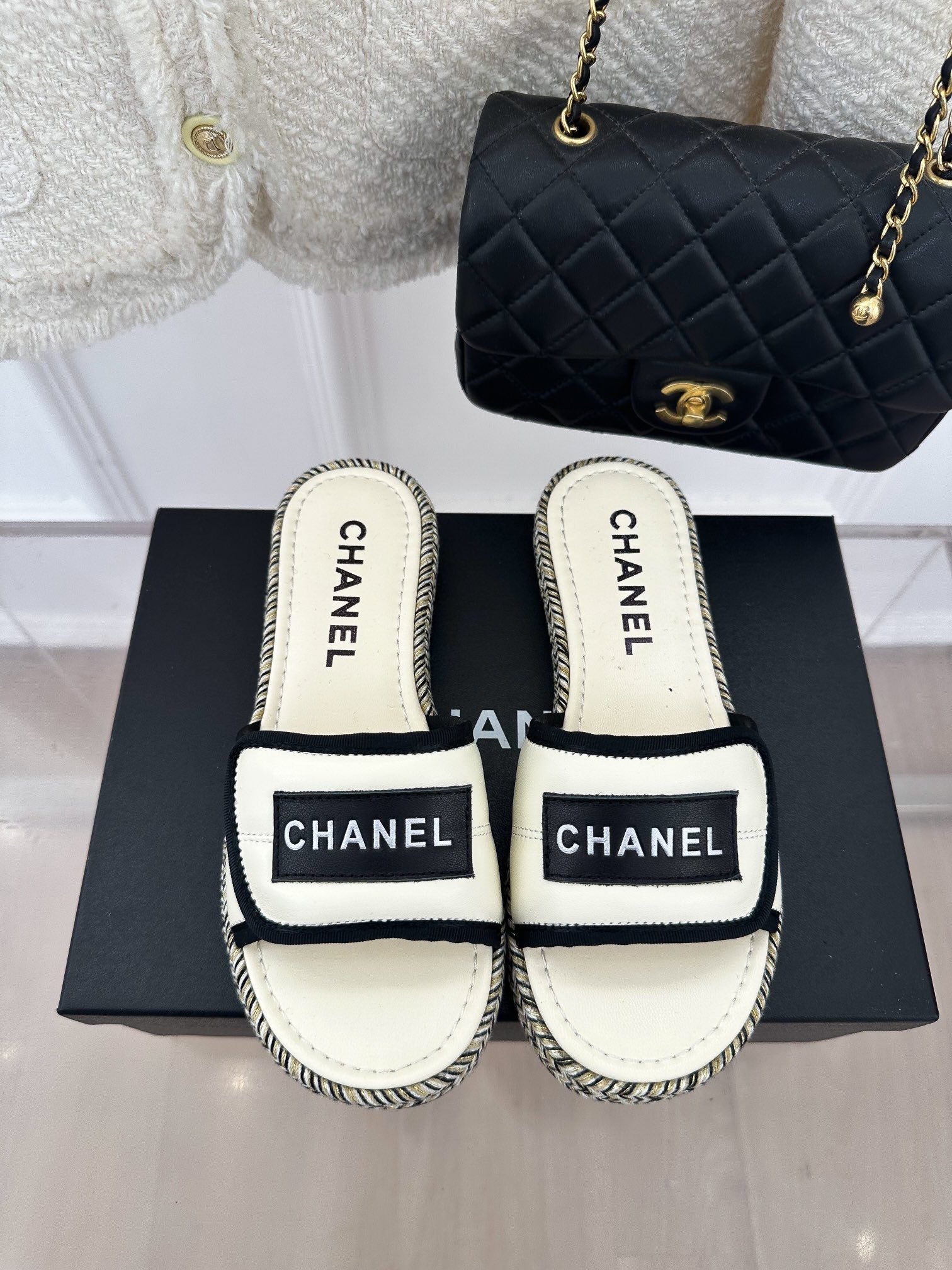 Luxury Shoes Sandals - CHL - 334