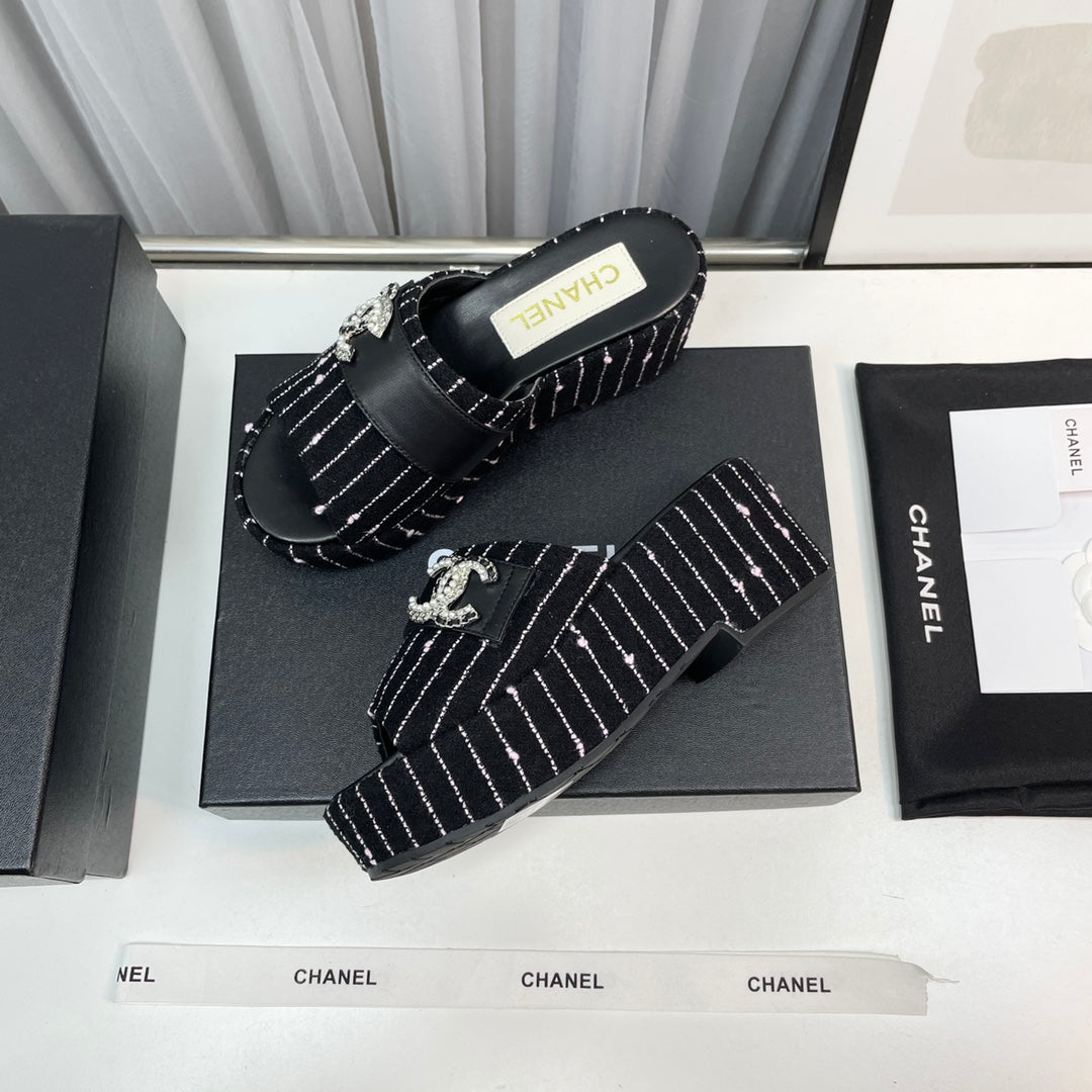 Luxury Shoes Sandals - CHL - 300