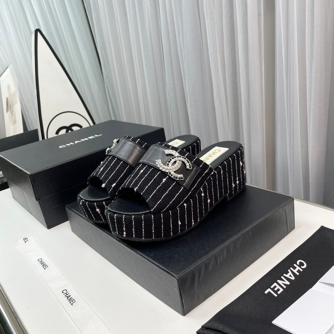 Luxury Shoes Sandals - CHL - 300