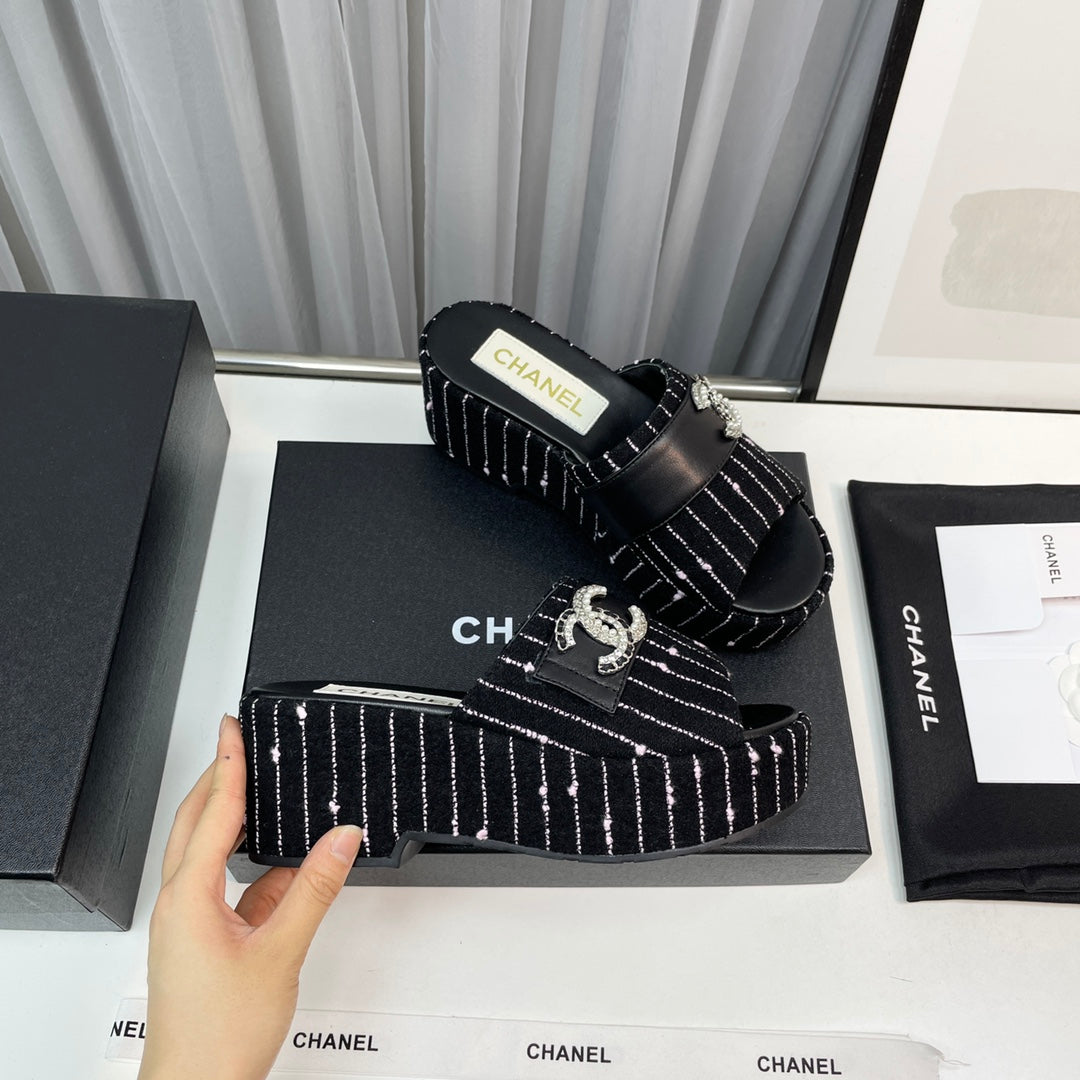 Luxury Shoes Sandals - CHL - 300