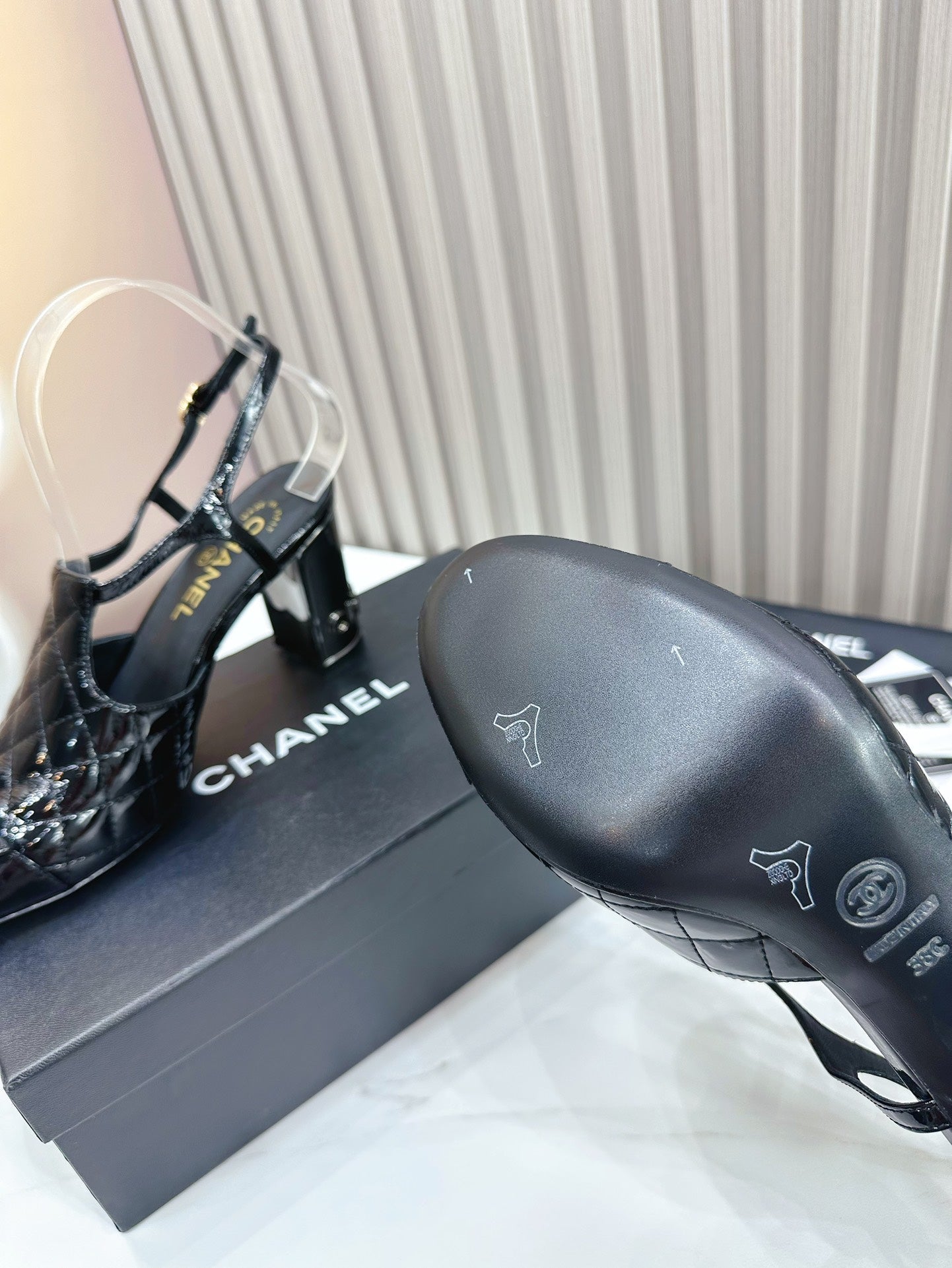 Luxury Shoes Sandals - CHL - 321