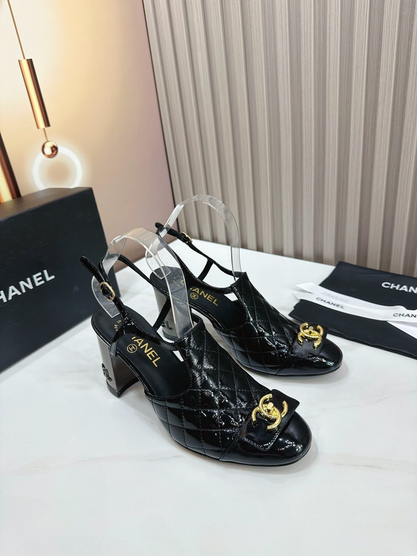 Luxury Shoes Sandals - CHL - 321