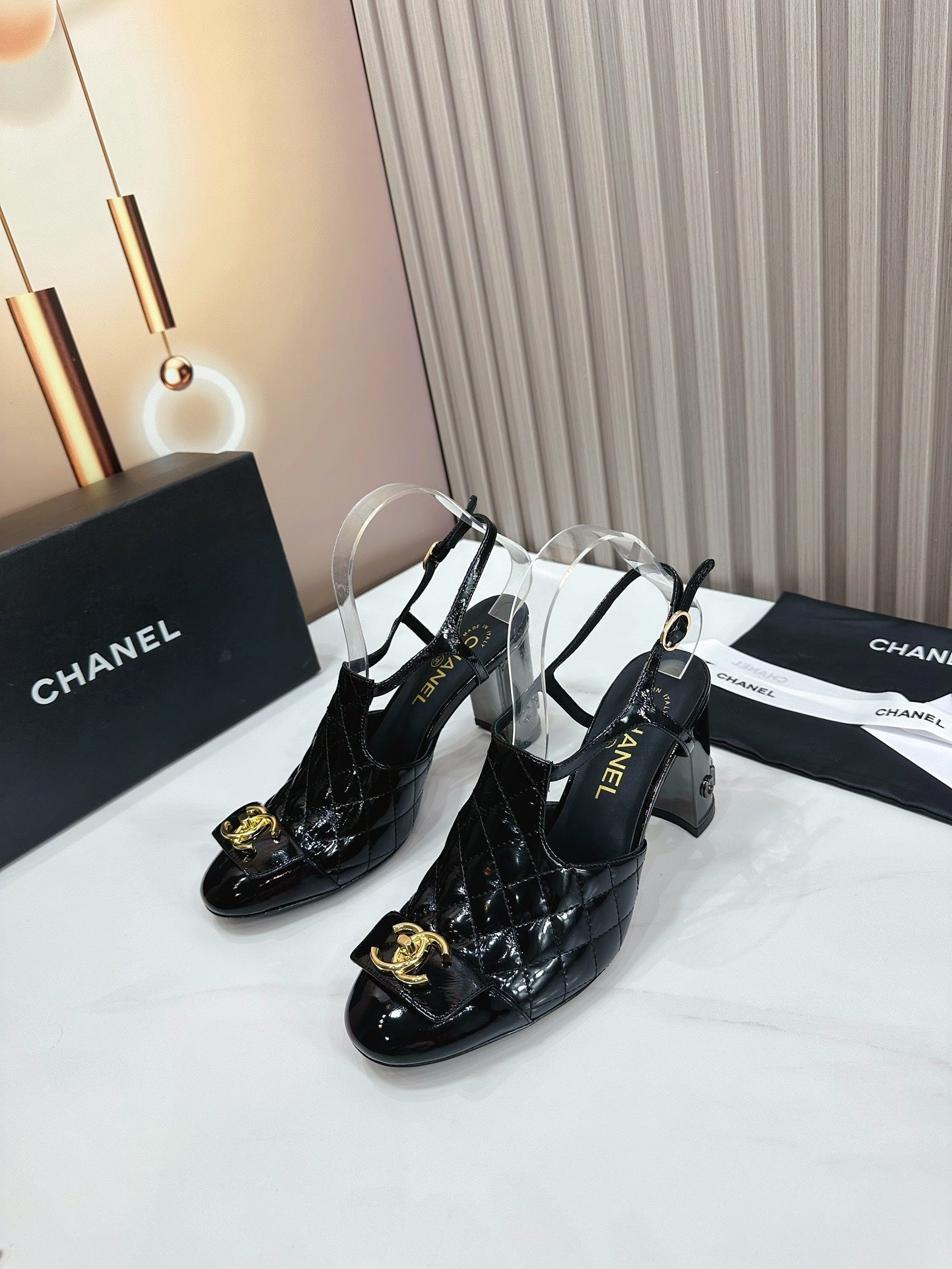 Luxury Shoes Sandals - CHL - 321