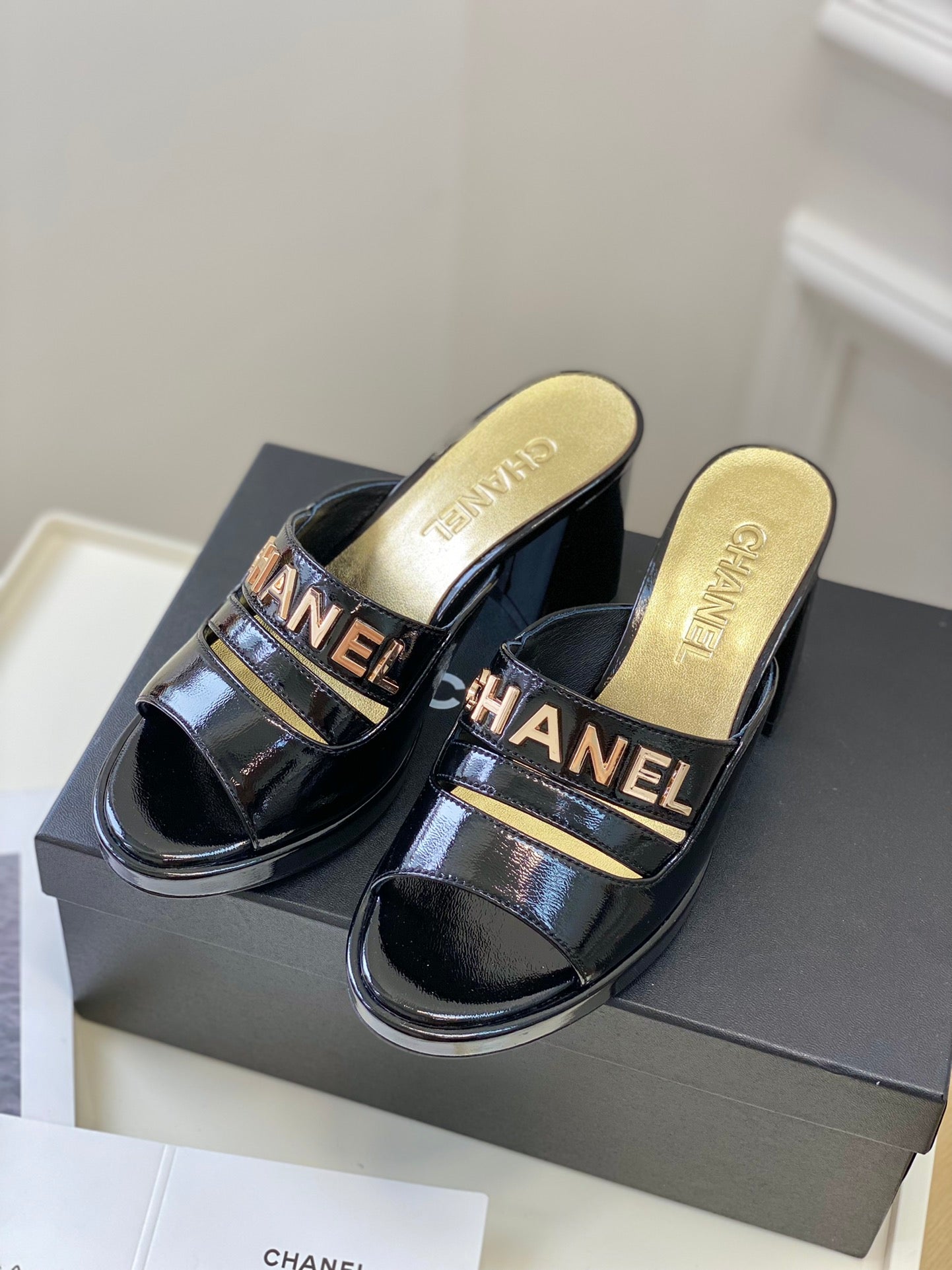 Luxury Shoes Sandals - CHL - 205