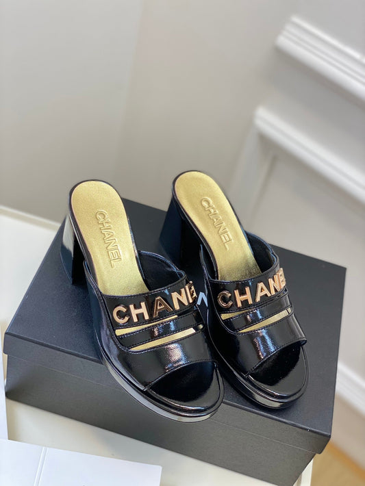 Luxury Shoes Sandals - CHL - 205