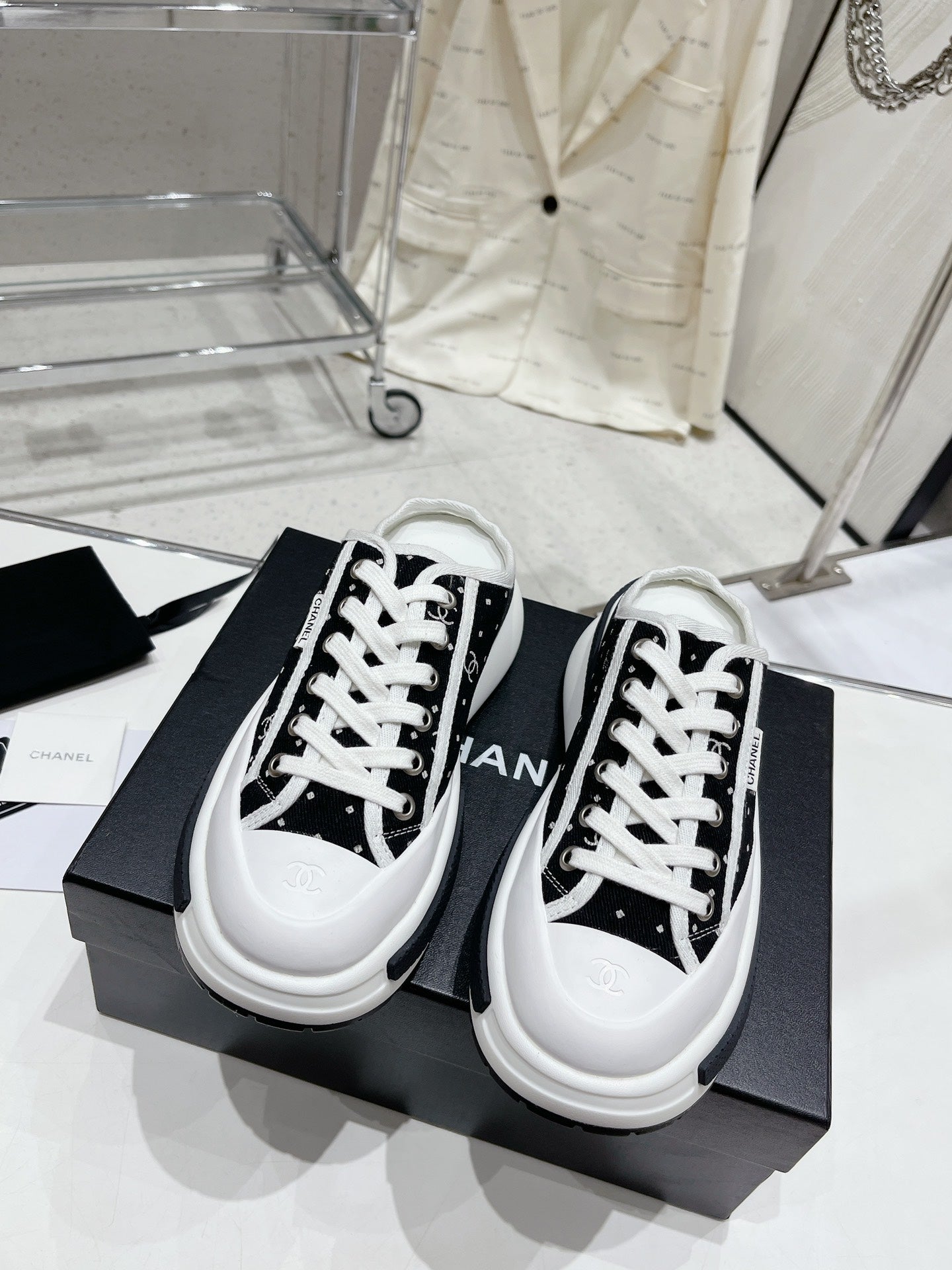 Luxury Shoes Sandals - CHL - 219