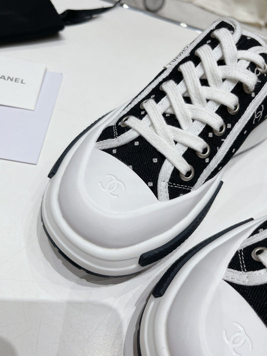 Luxury Shoes Sandals - CHL - 219