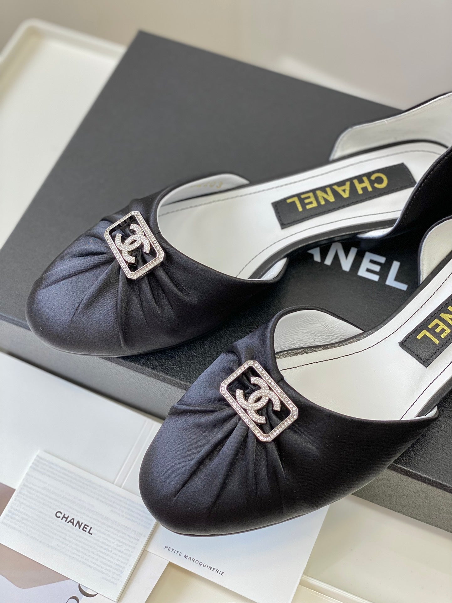 Luxury Shoes Sandals - CHL - 282