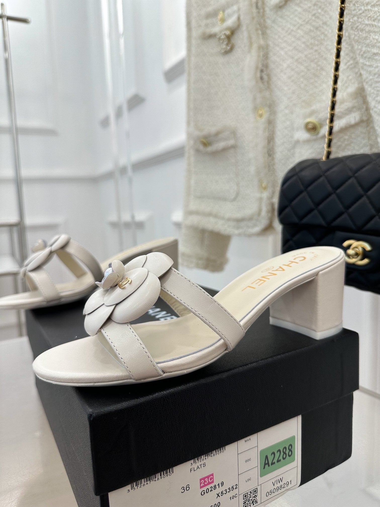 Luxury Shoes Sandals - CHL - 233