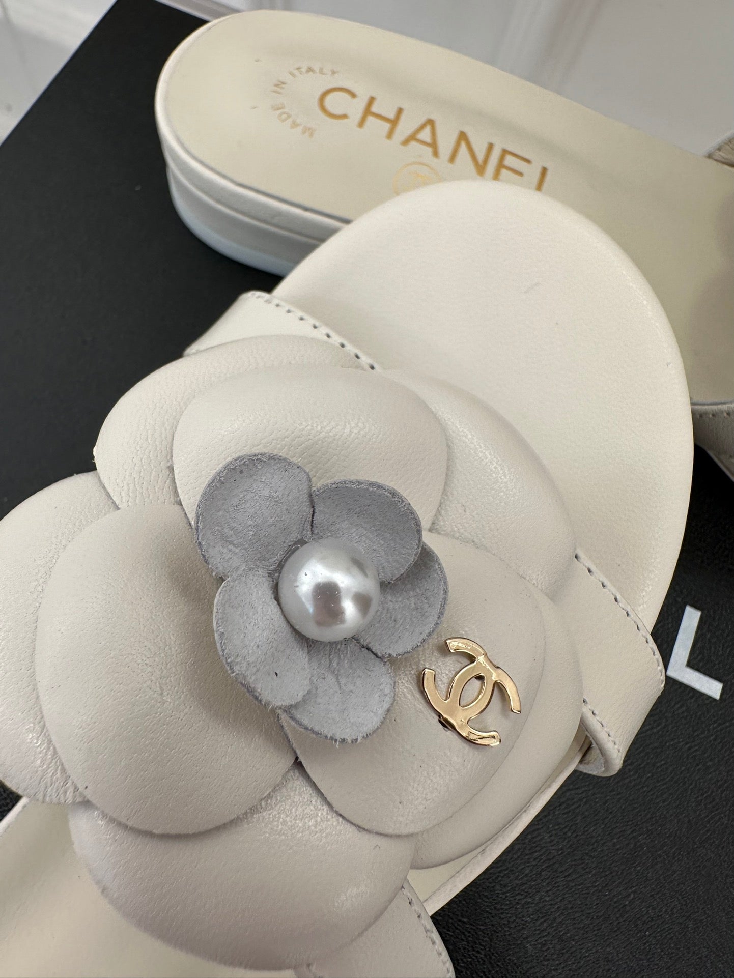 Luxury Shoes Sandals - CHL - 236