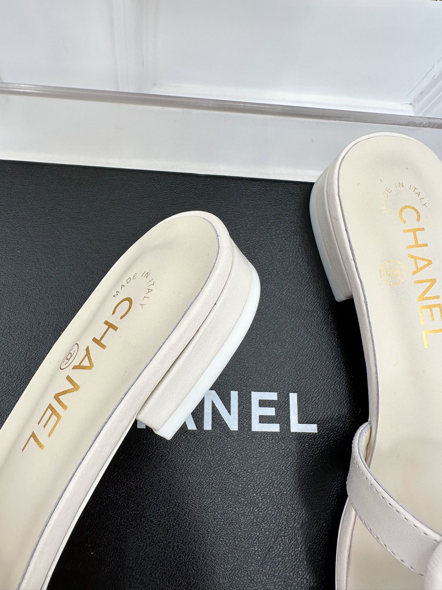 Luxury Shoes Sandals - CHL - 236