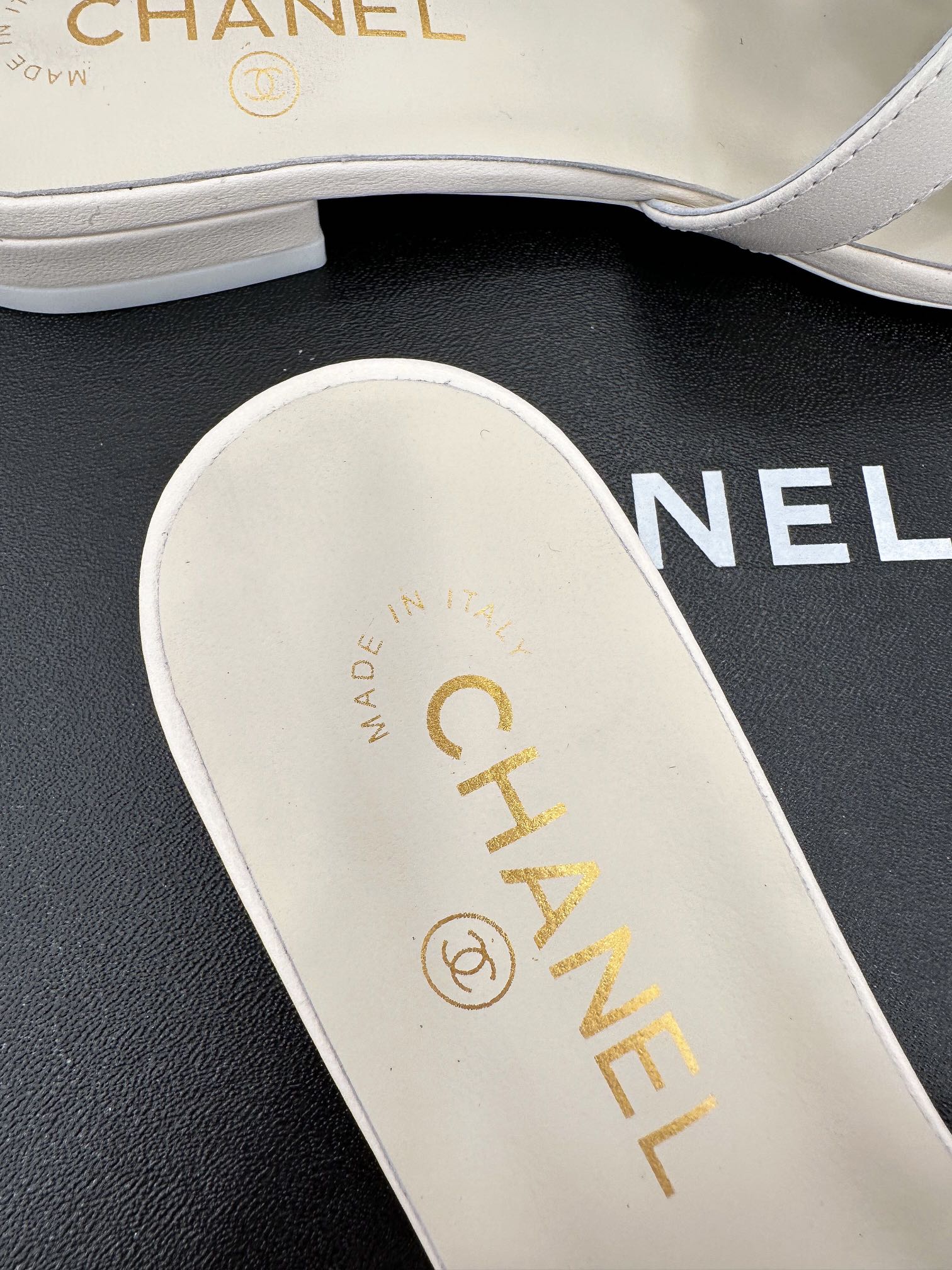 Luxury Shoes Sandals - CHL - 236