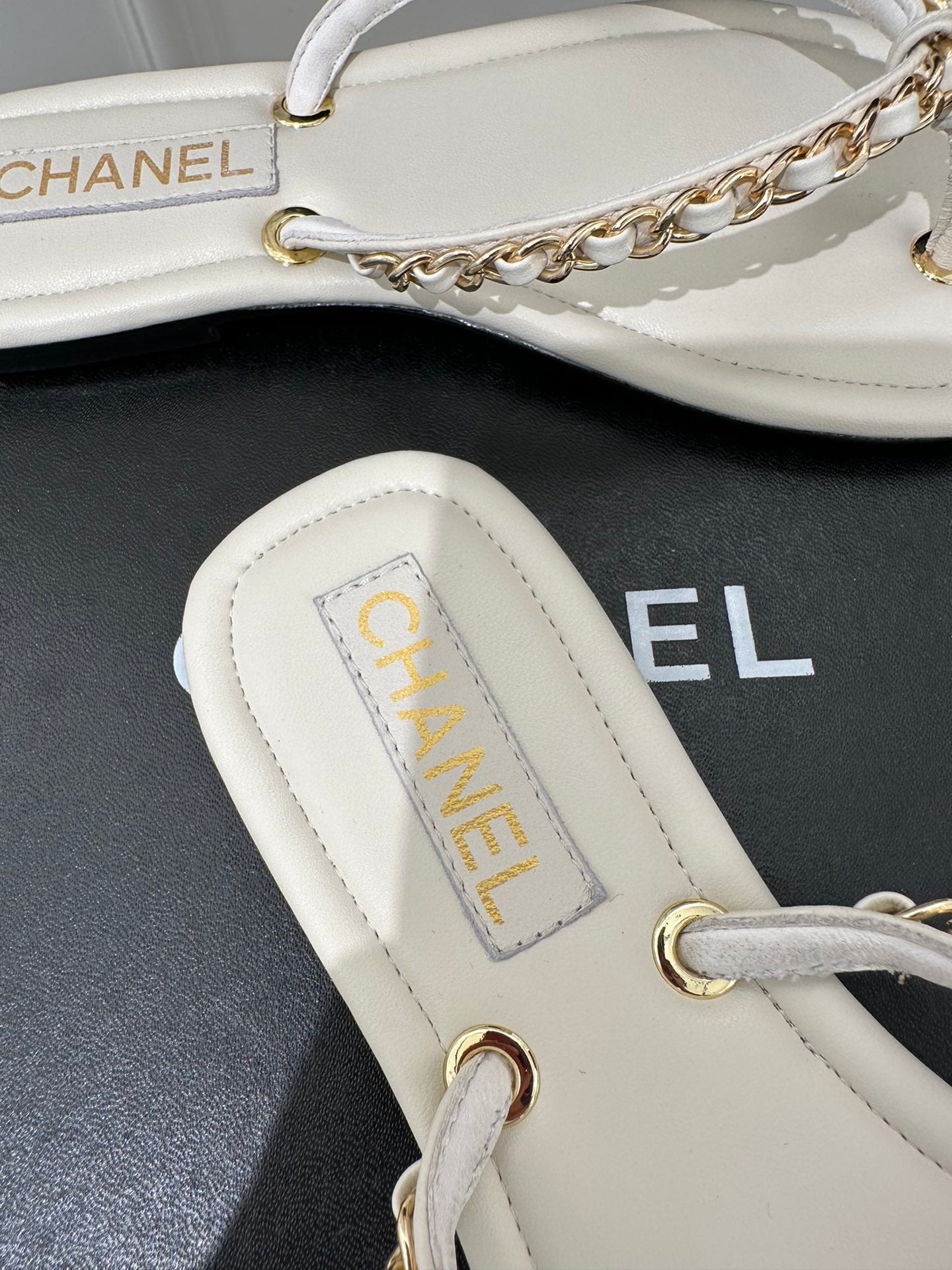 Luxury Shoes Sandals - CHL - 226