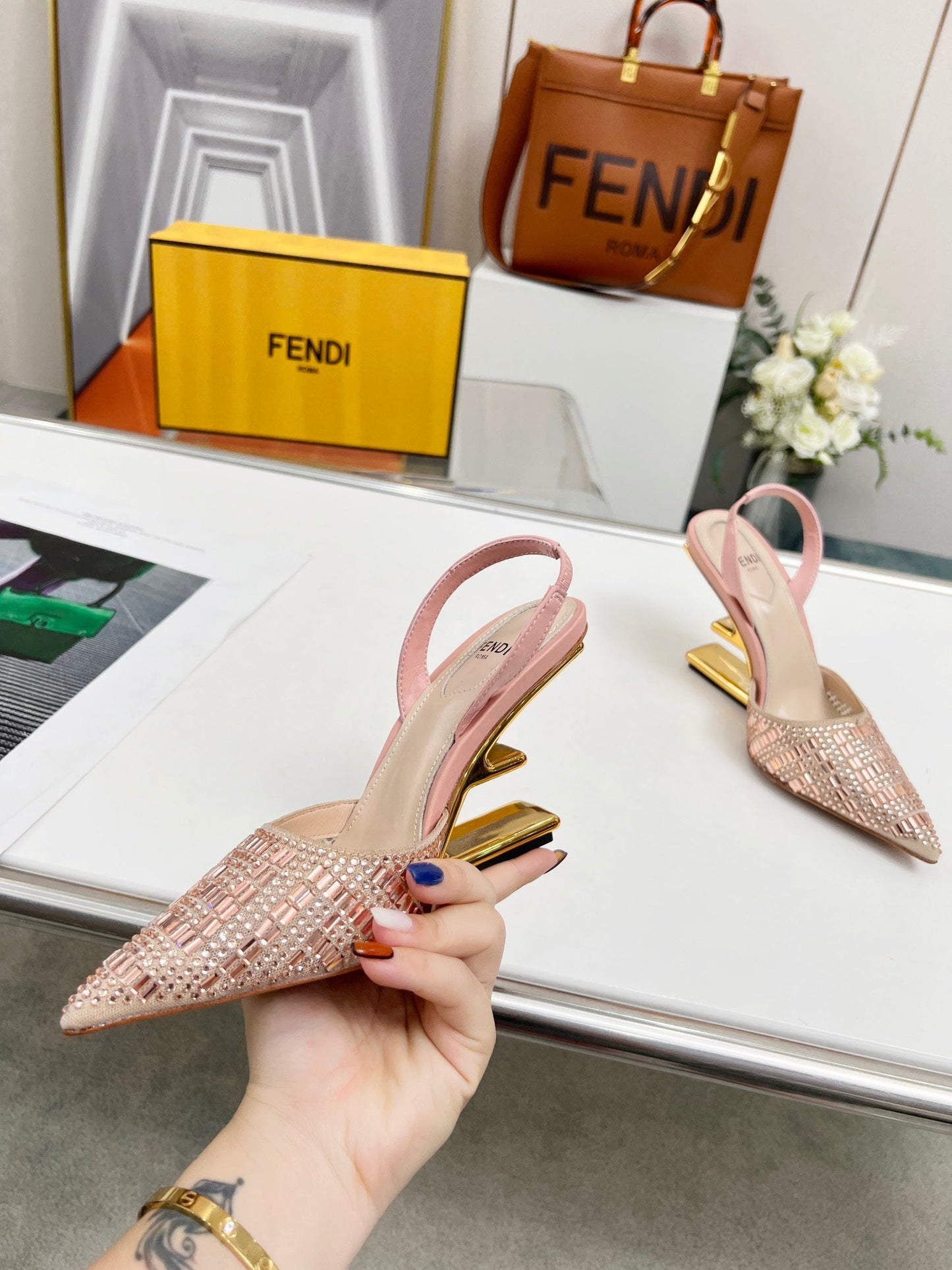 Luxury Shoes - FED - 077