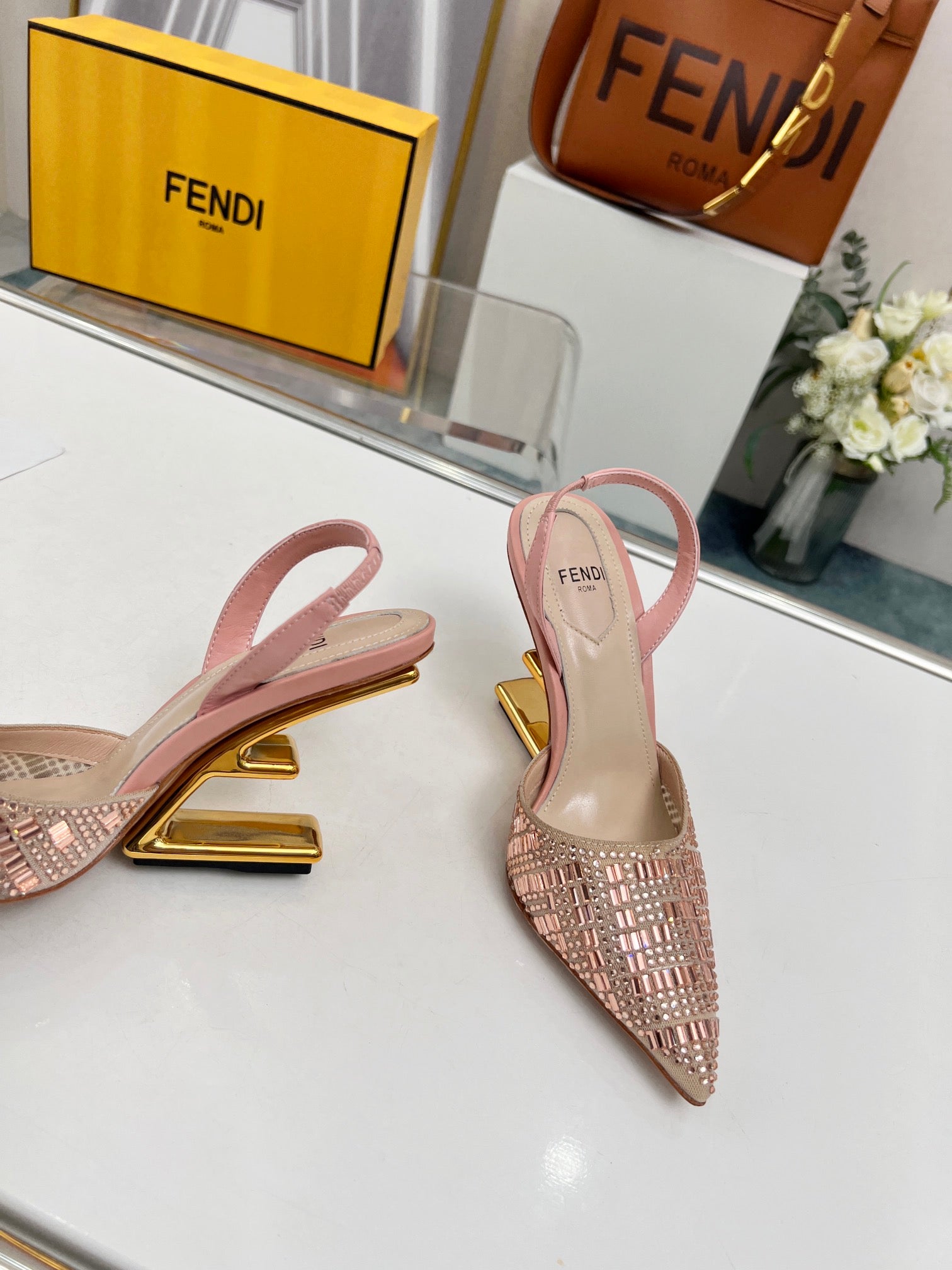 Luxury Shoes - FED - 077