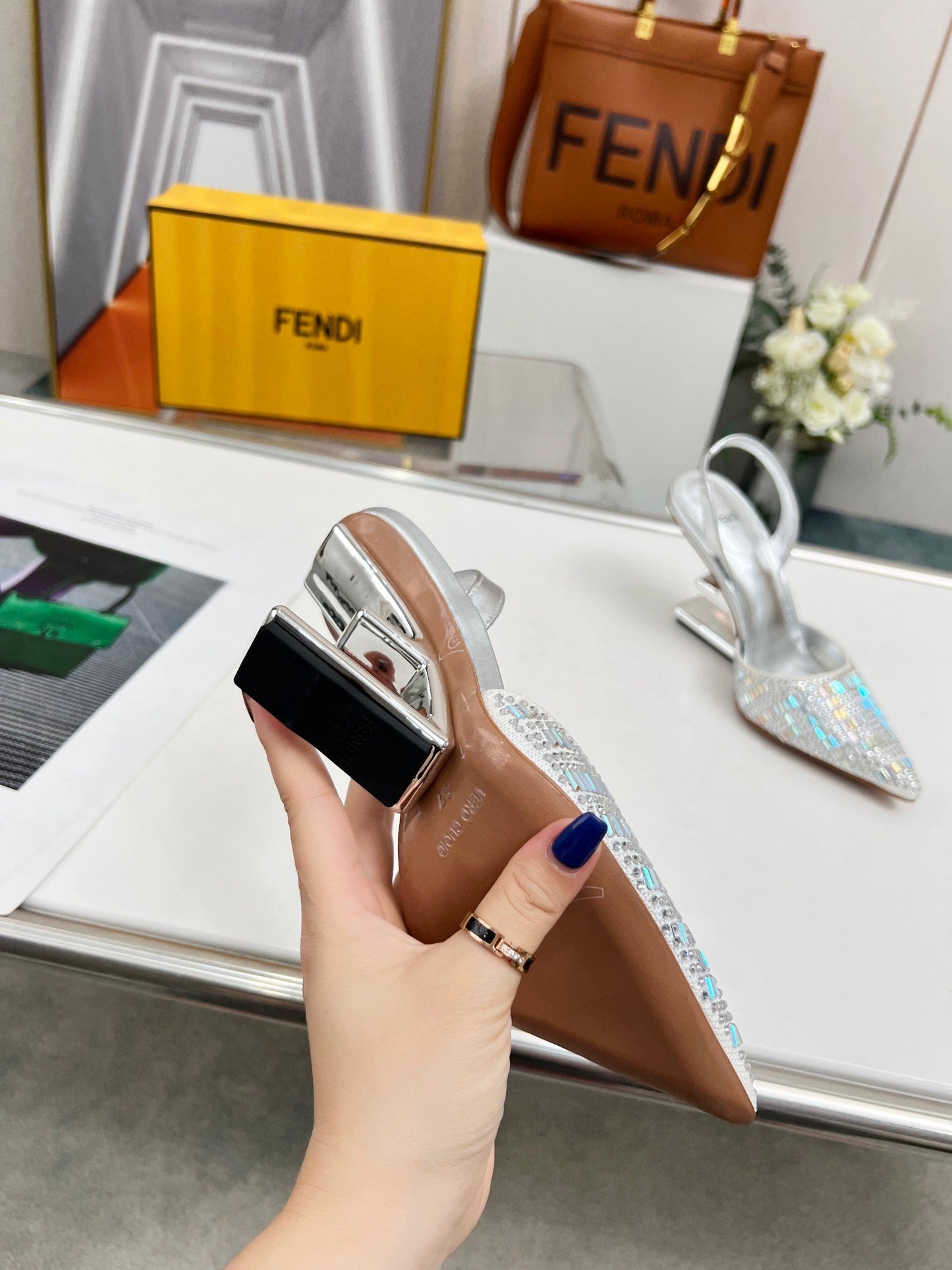 Luxury Shoes - FED - 078