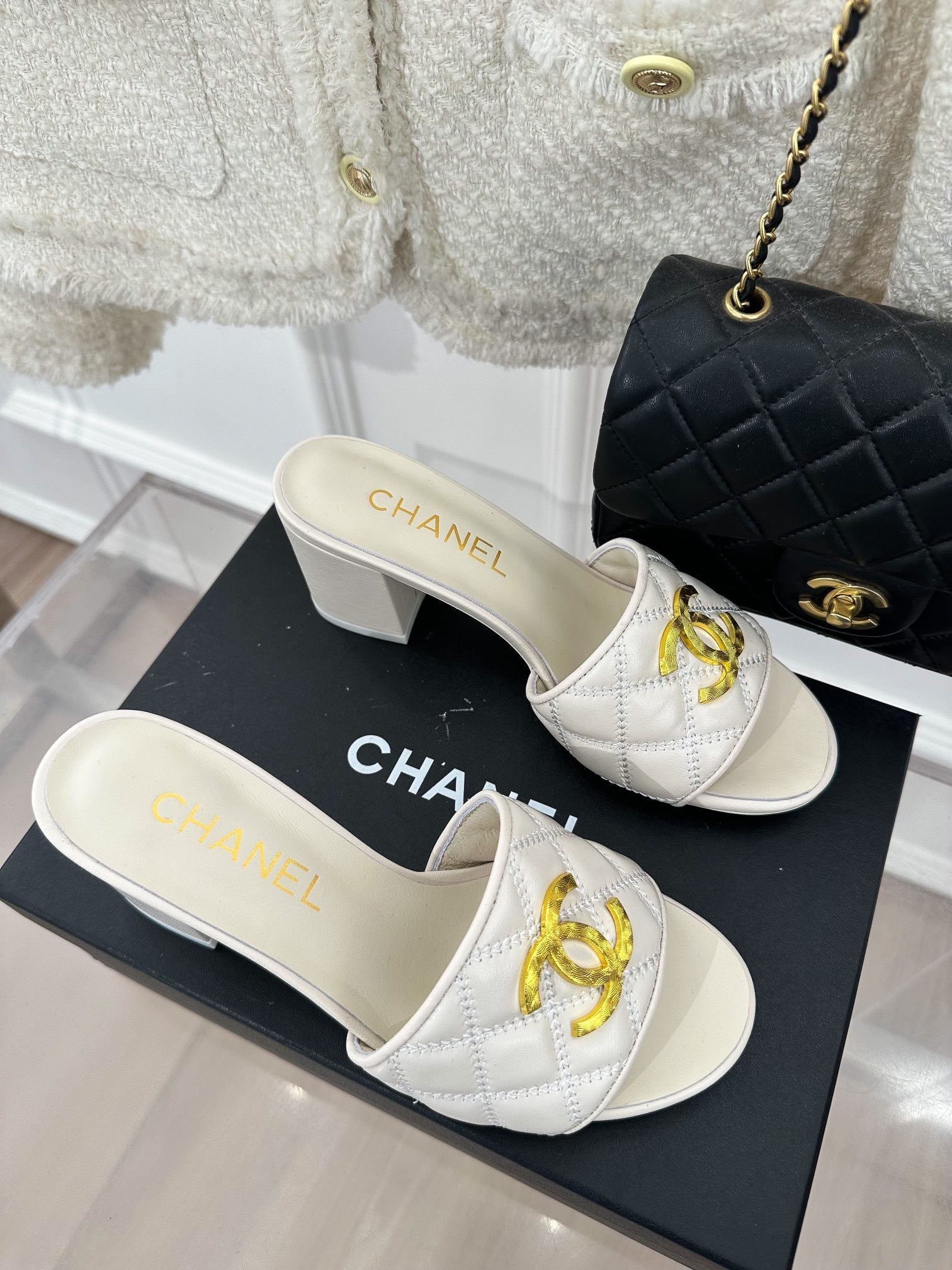 Luxury Shoes Sandals - CHL - 197