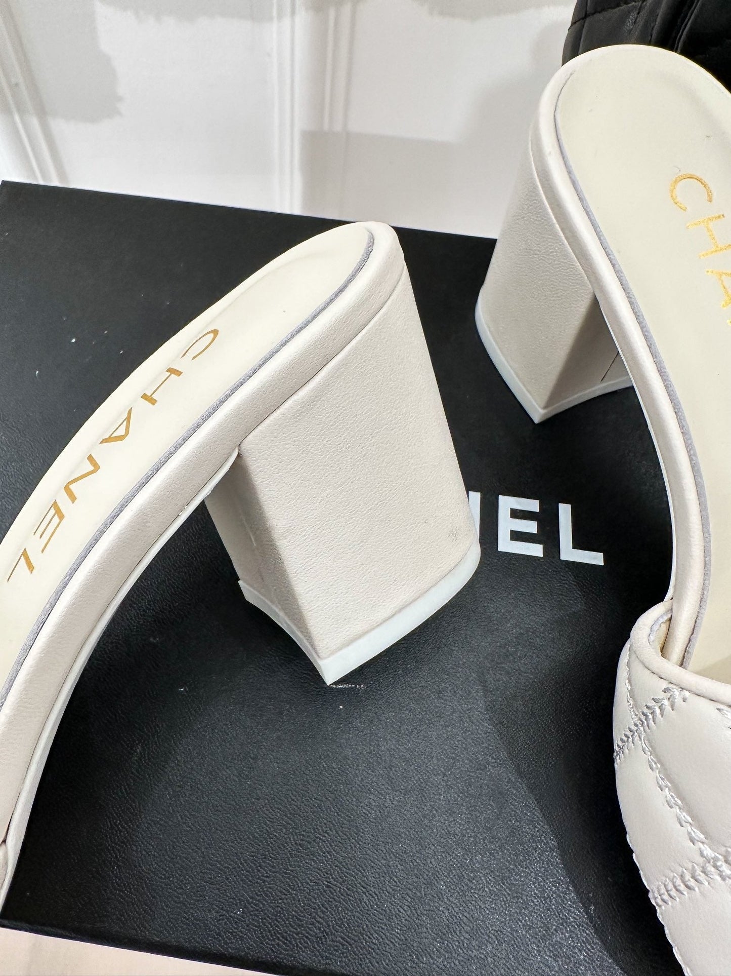 Luxury Shoes Sandals - CHL - 197