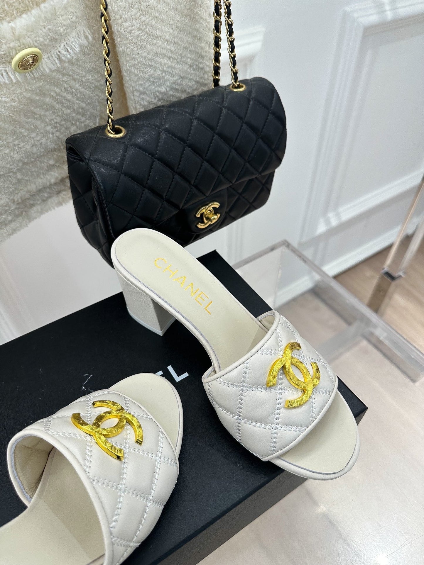 Luxury Shoes Sandals - CHL - 197