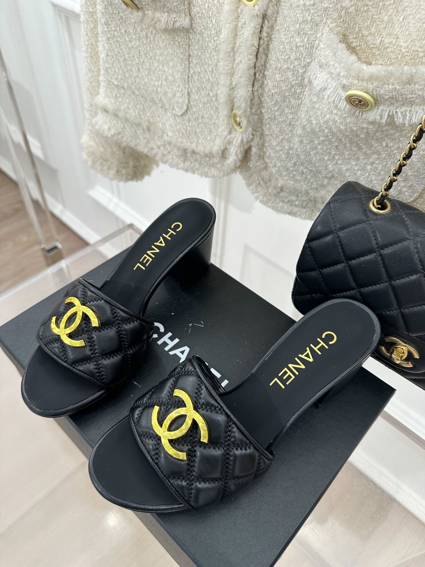Luxury Shoes Sandals - CHL - 199